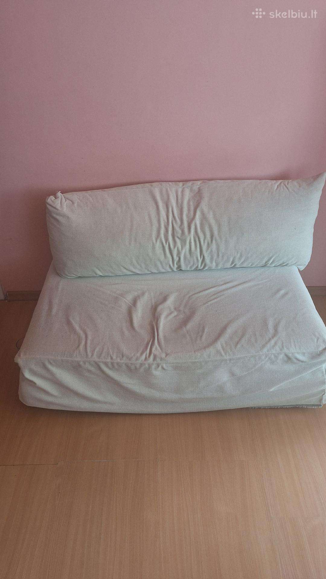 Dovanoju 2vnt sofą