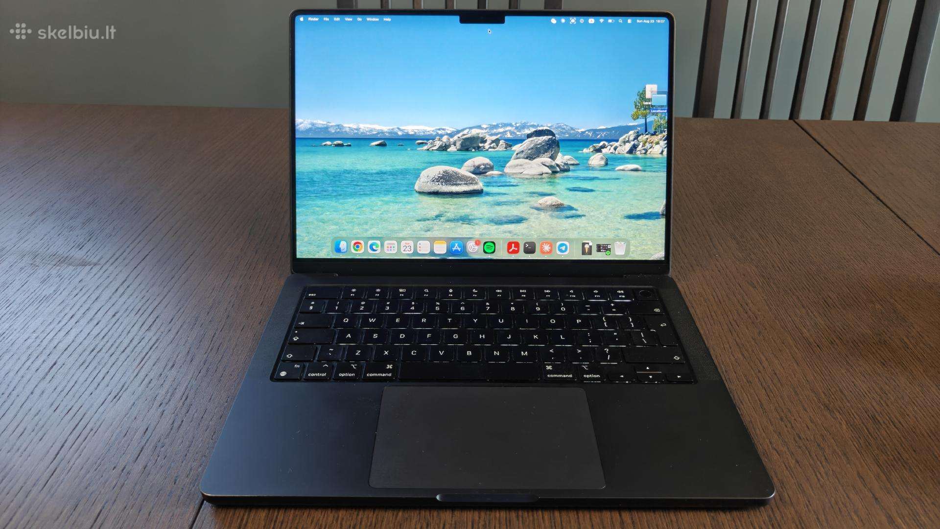 MacBook M3 Pro 14" 36gb RAM 512gb SSD su Garantija