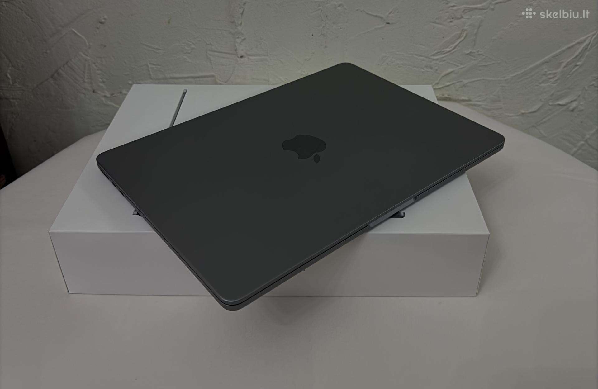 MacBook Air M3 2024 512gb 99%