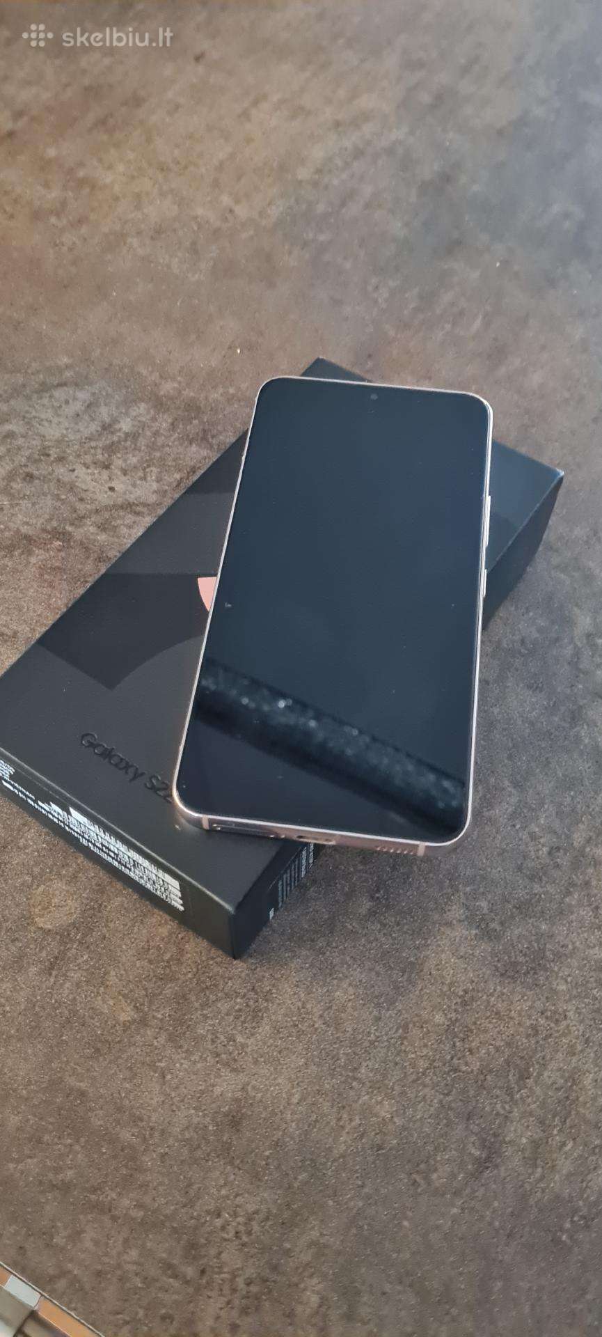 Samsung S22