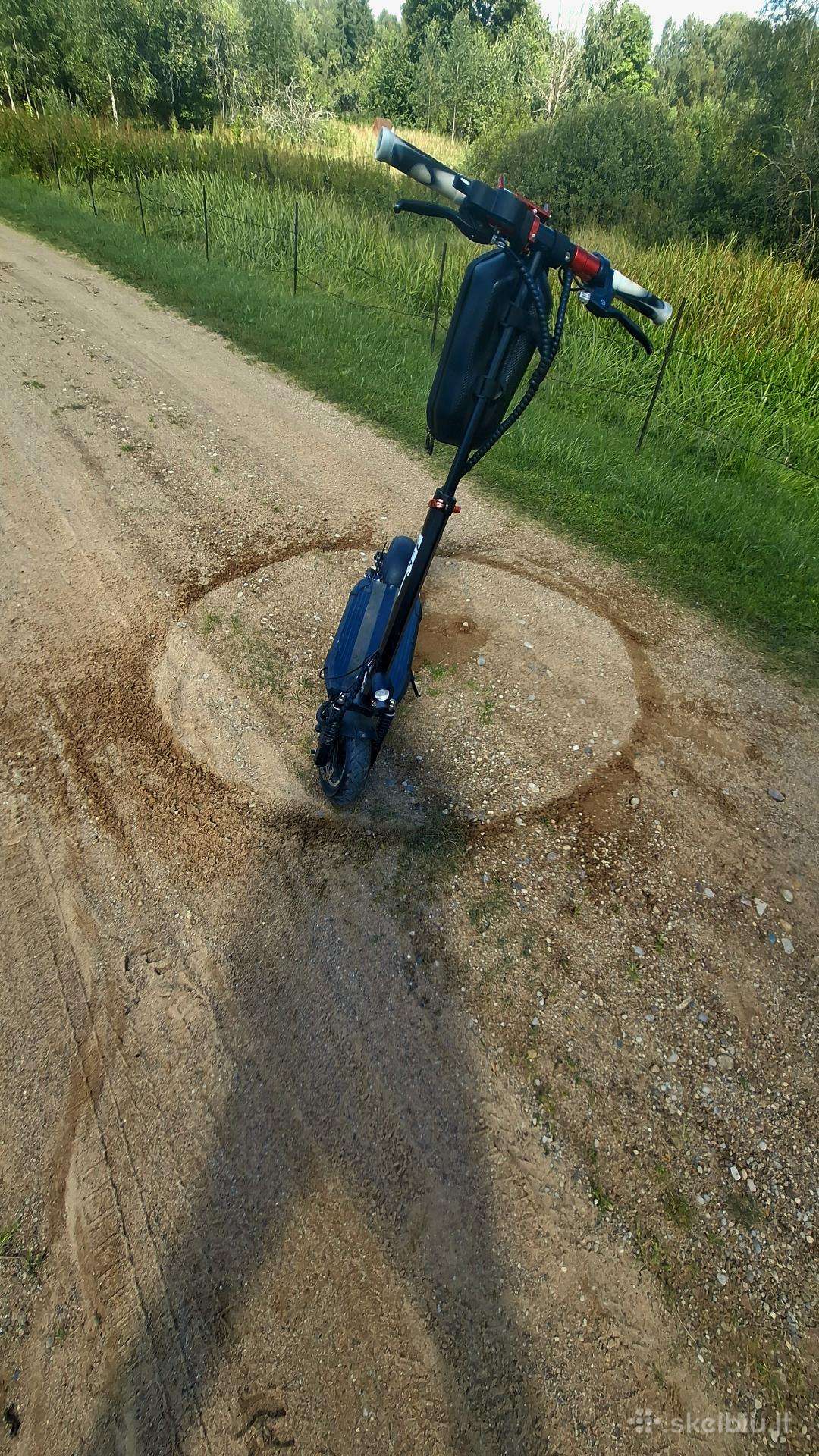 Elektrinis paspirtukas Ems scooter Extreme xs2.