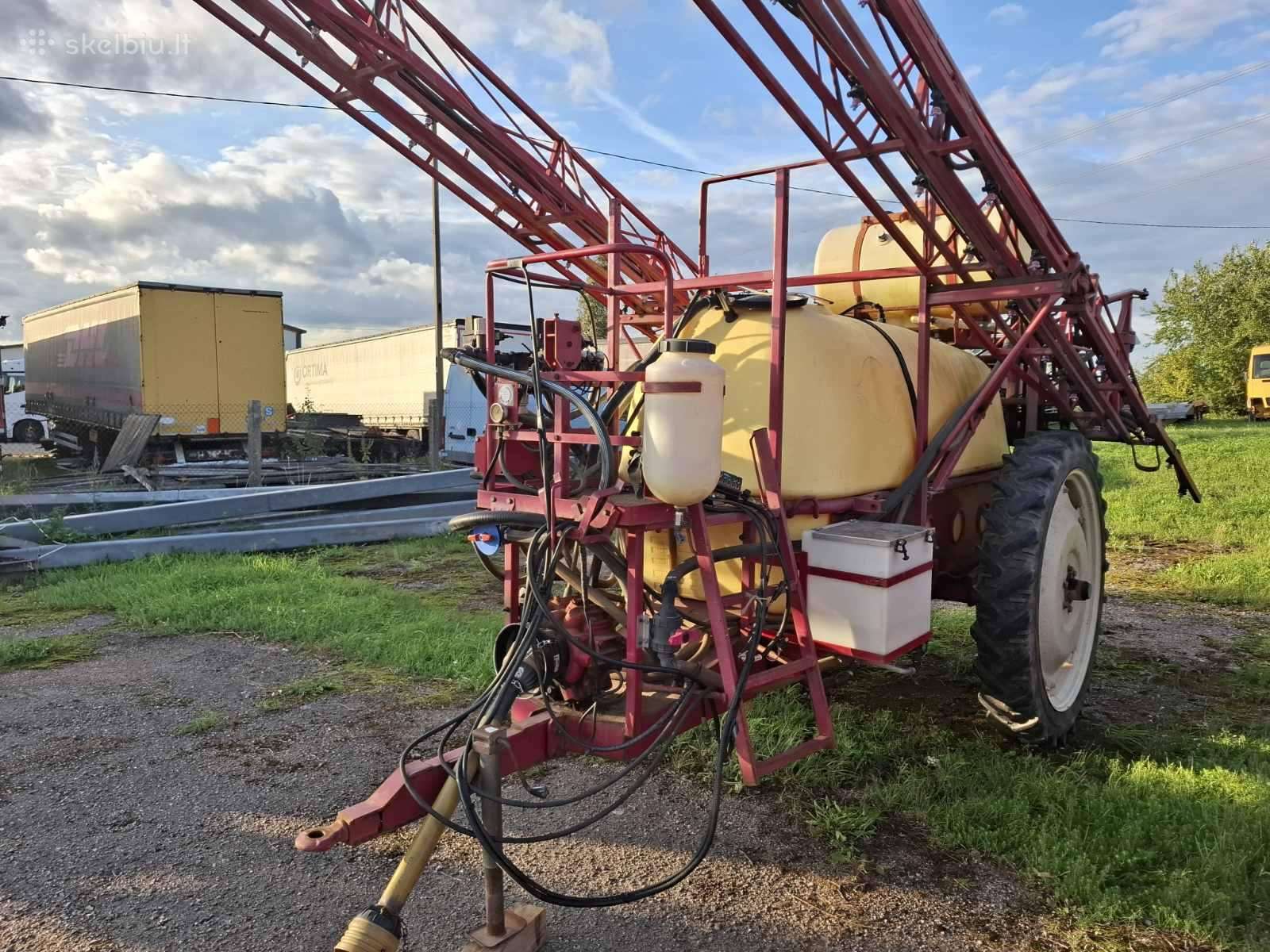 Hardi 2400 l. 21-24 m.