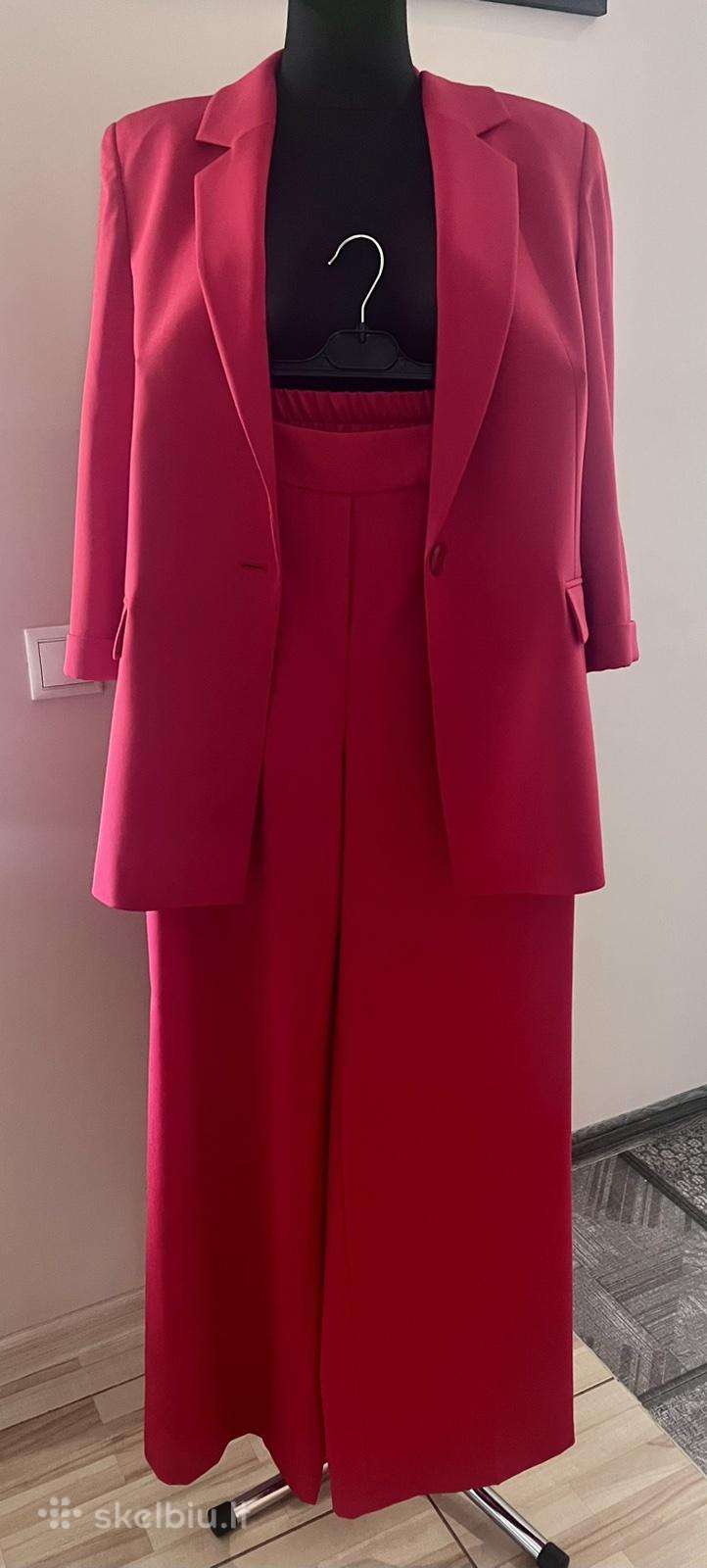 Elegantiškas kostiumėlis (kelnės ir švarkelis)