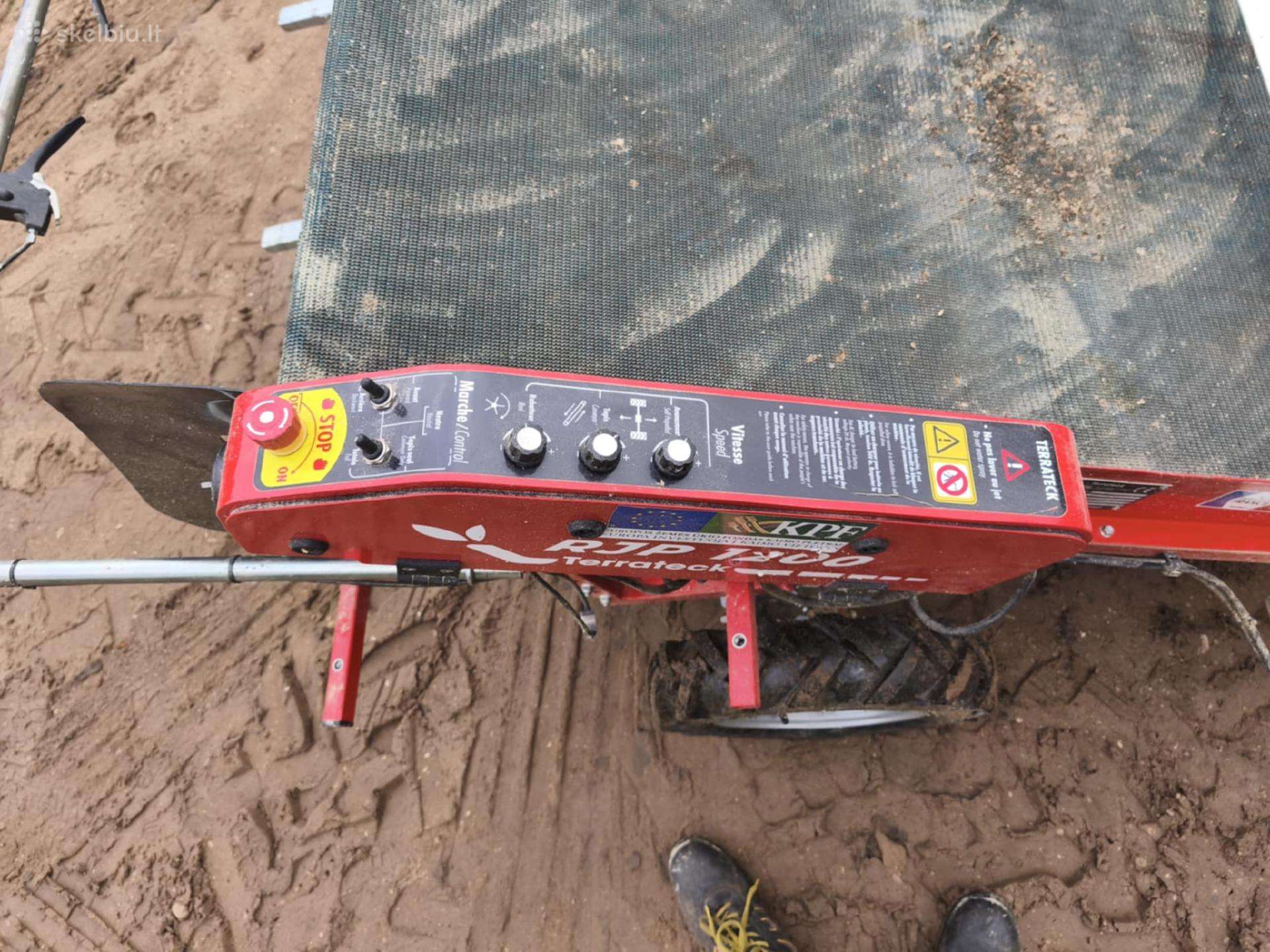 Terrateck 1200, daržovių nuėmimo, apdorojimo technika