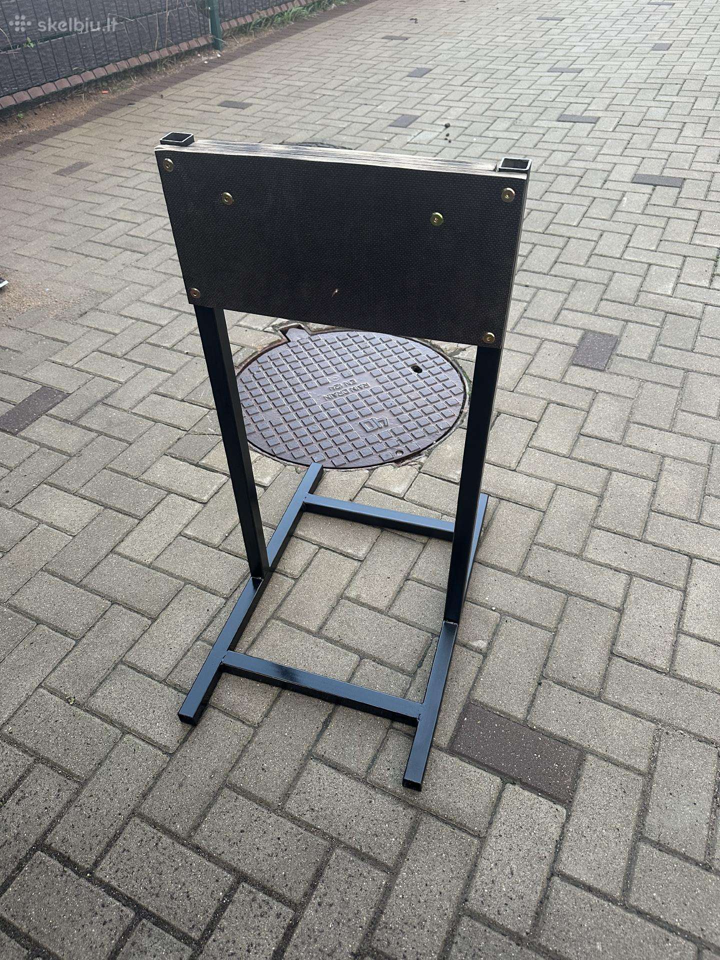 Valties variklio stovas