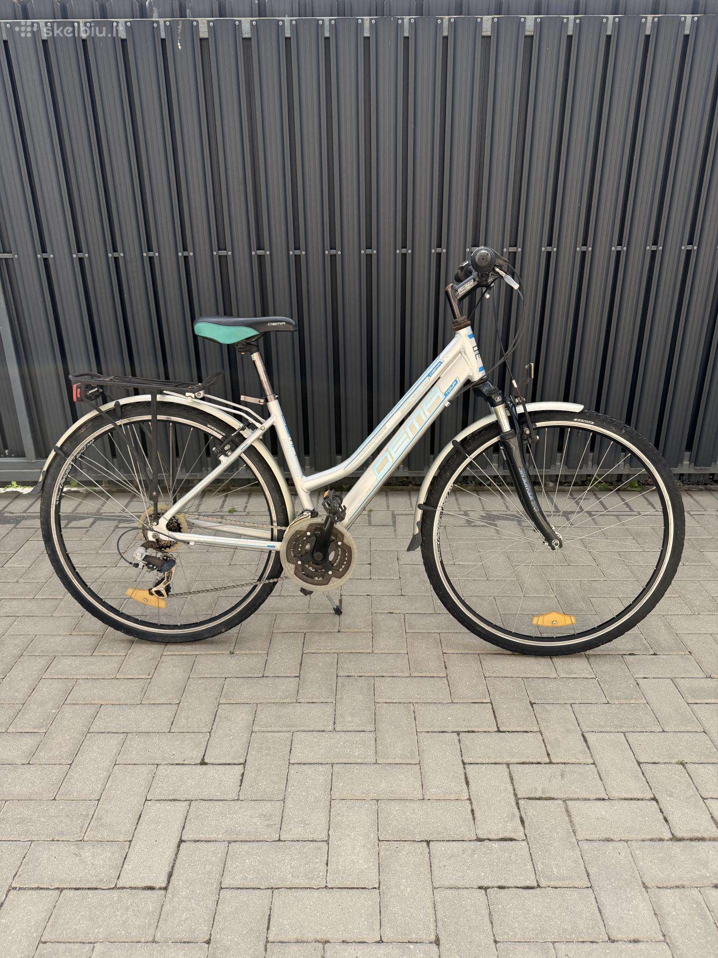 Hybrid bike Dema 28″
