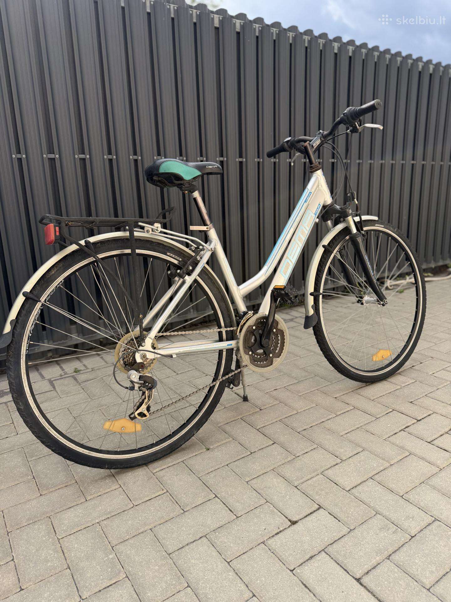 Hybrid bike Dema 28″