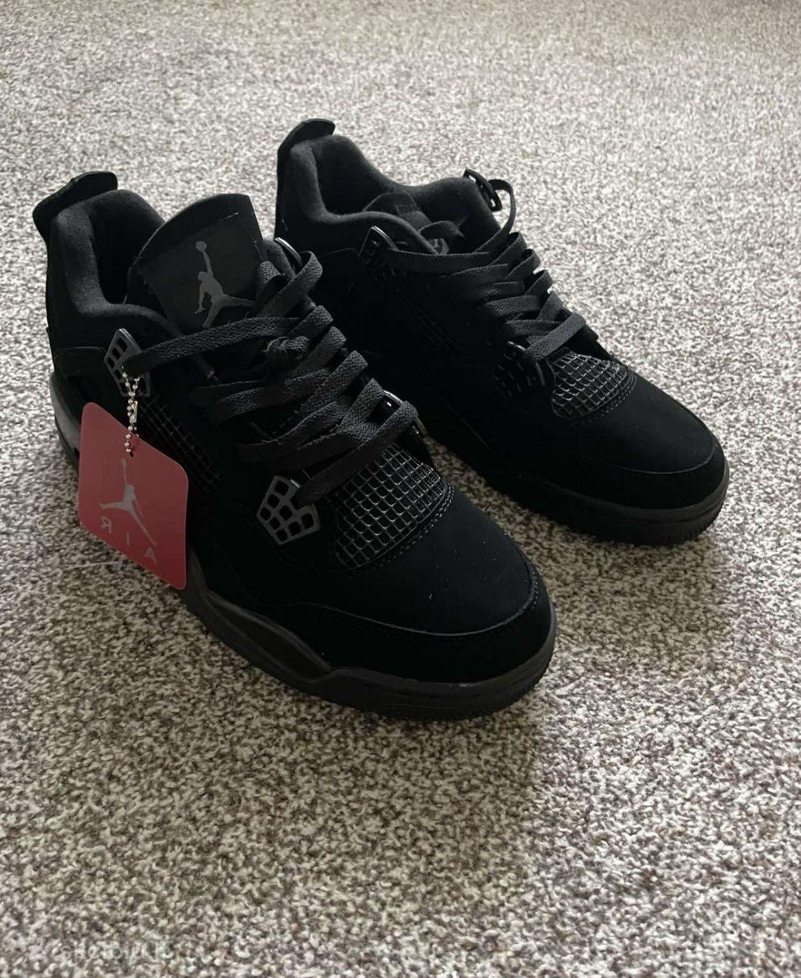 Nike Air Jordan 4
