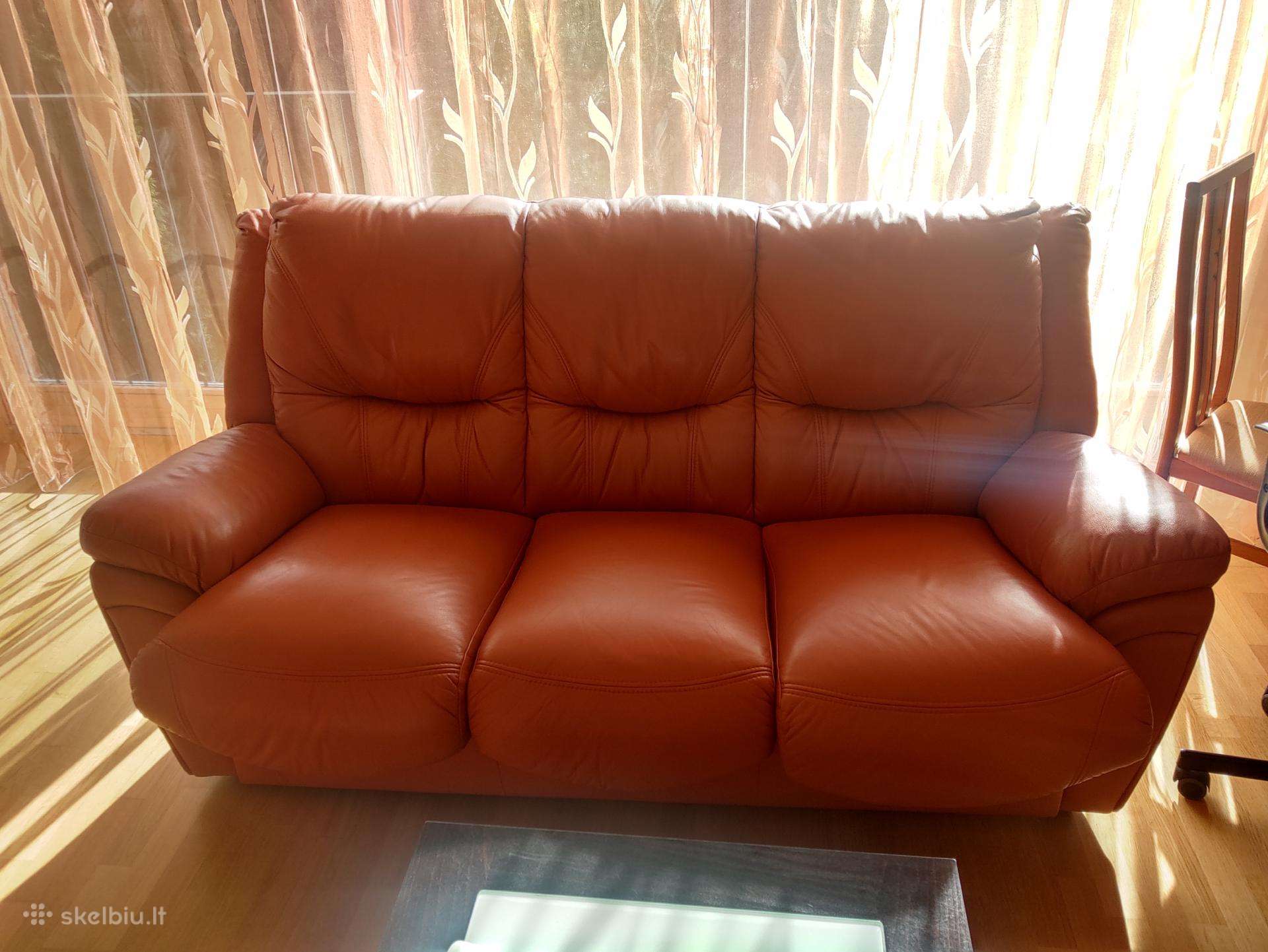 Dovanoju odinę sofa ir foteli