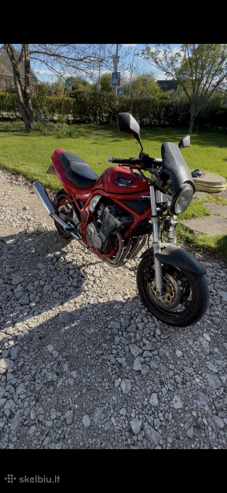Suzuki gsf 600