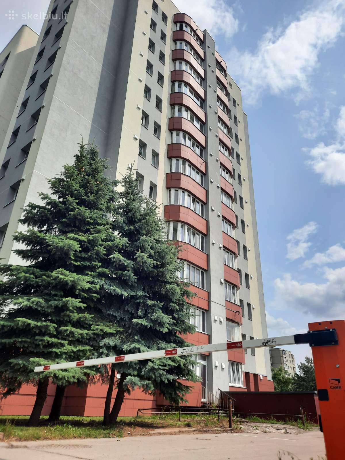 Nuomojamas šviesus 3 kambarių butas Šilainiuose