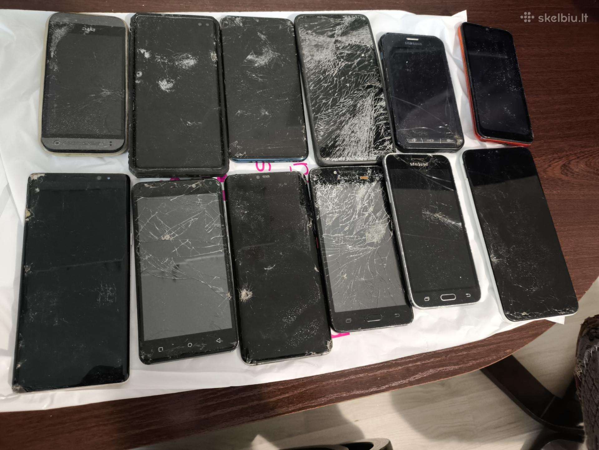 Telefonai