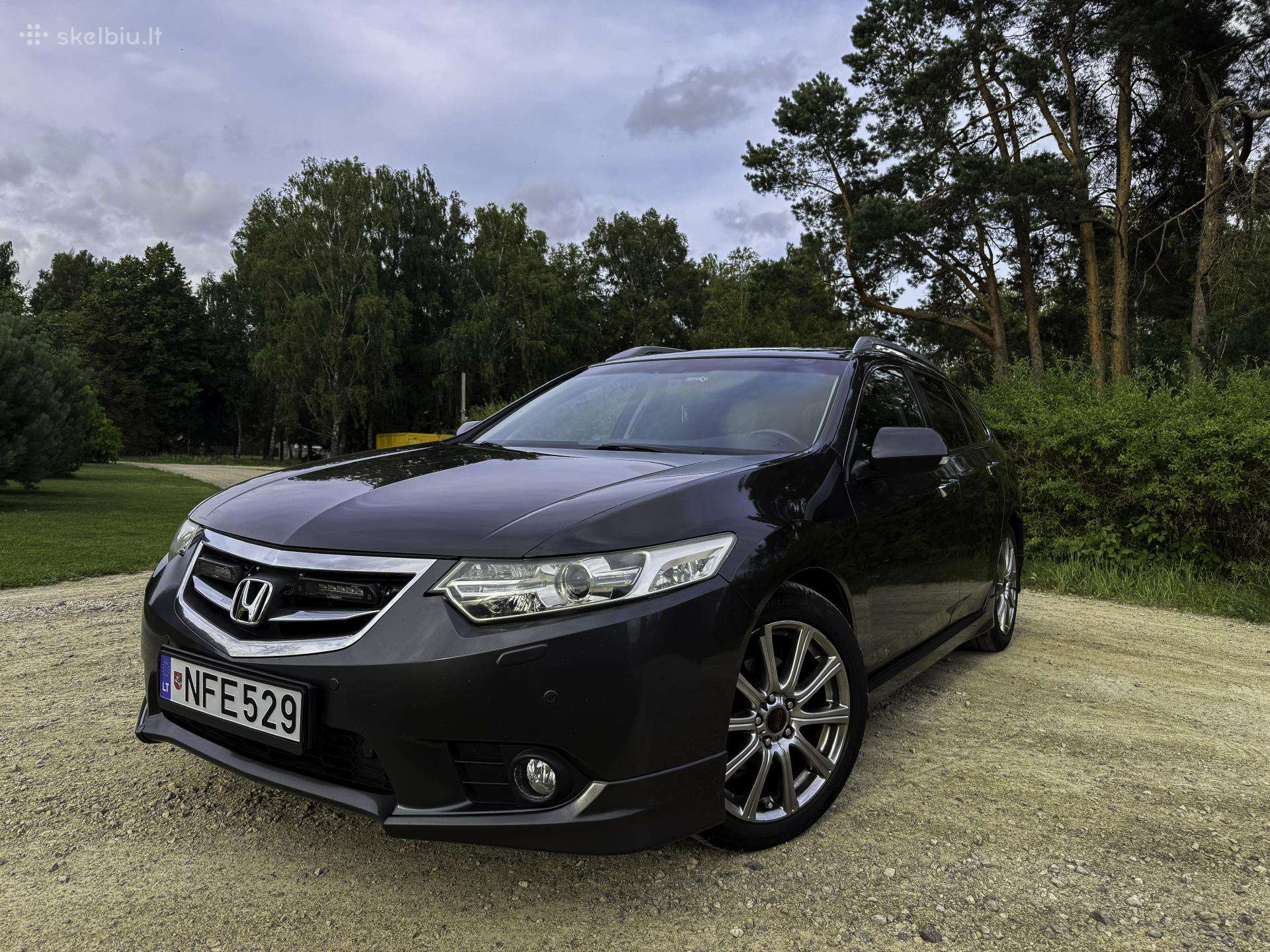 Honda Accord 2011 m Universalas