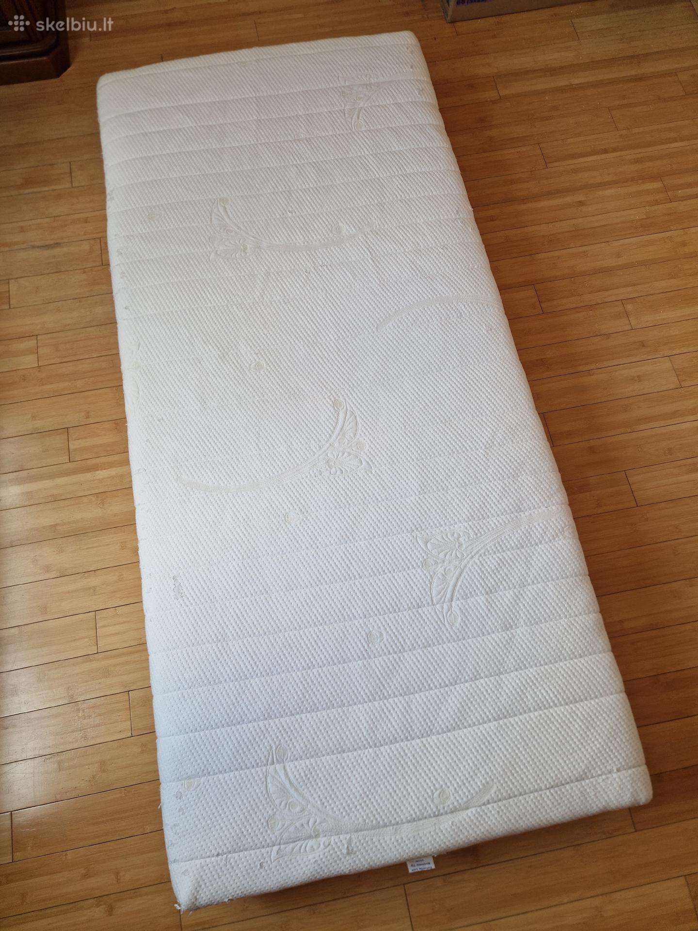 Atiduodu dvipusį 90x200cm čiužinį