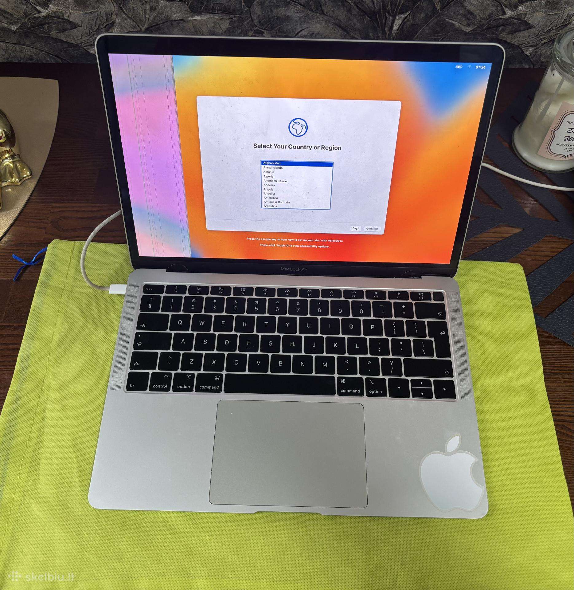 Naudotas MacBook Air 13" 2020 i5