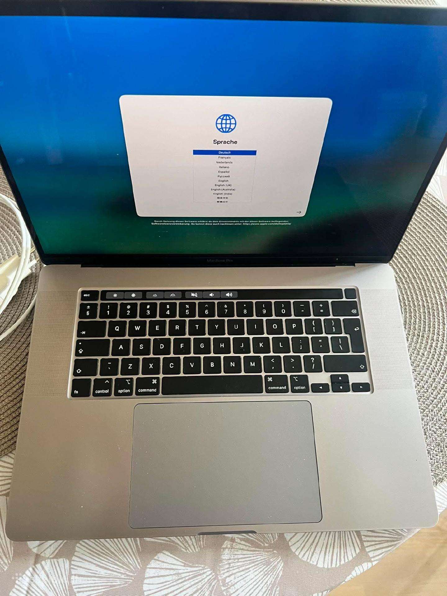 MacBook Pro 2019 - Space Gray