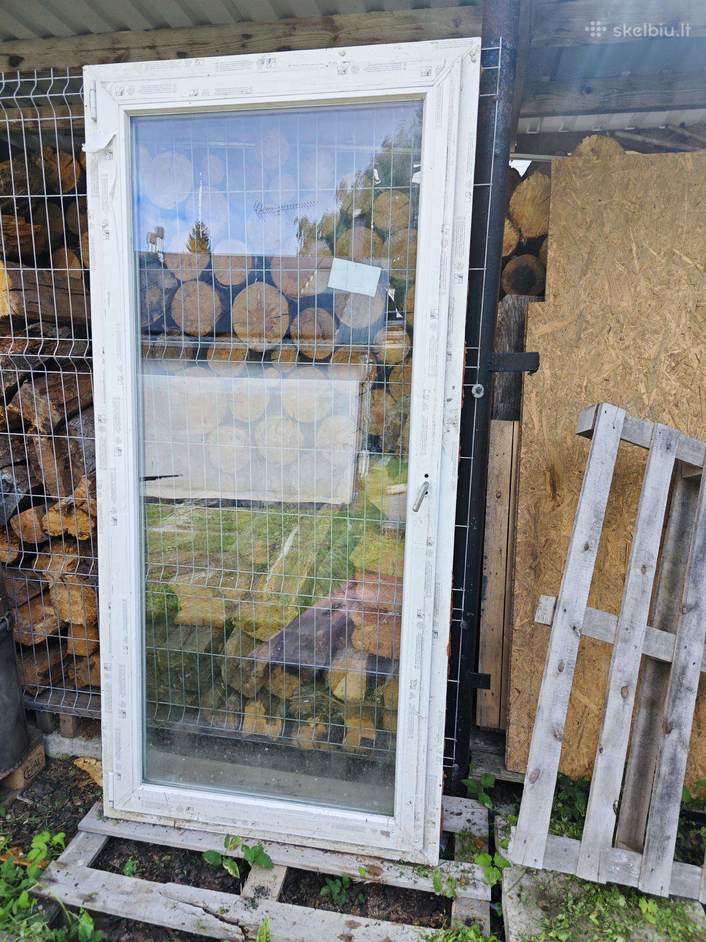 Balkono plastikinės durys kairines langai 210x100