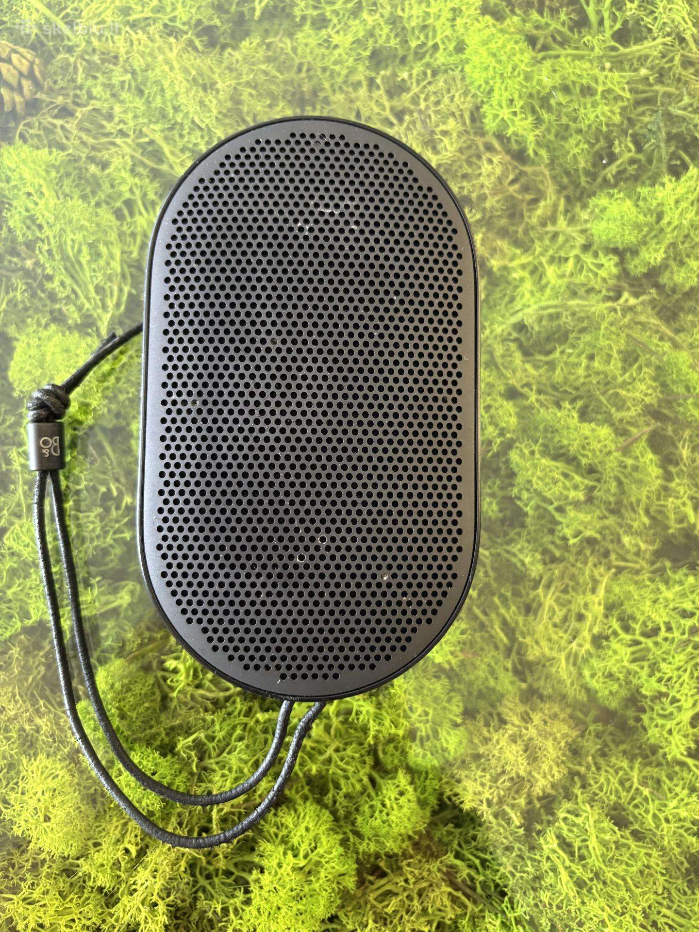 Bang & Olufsen Beoplay P2 „bluetooth“ kolonėlė