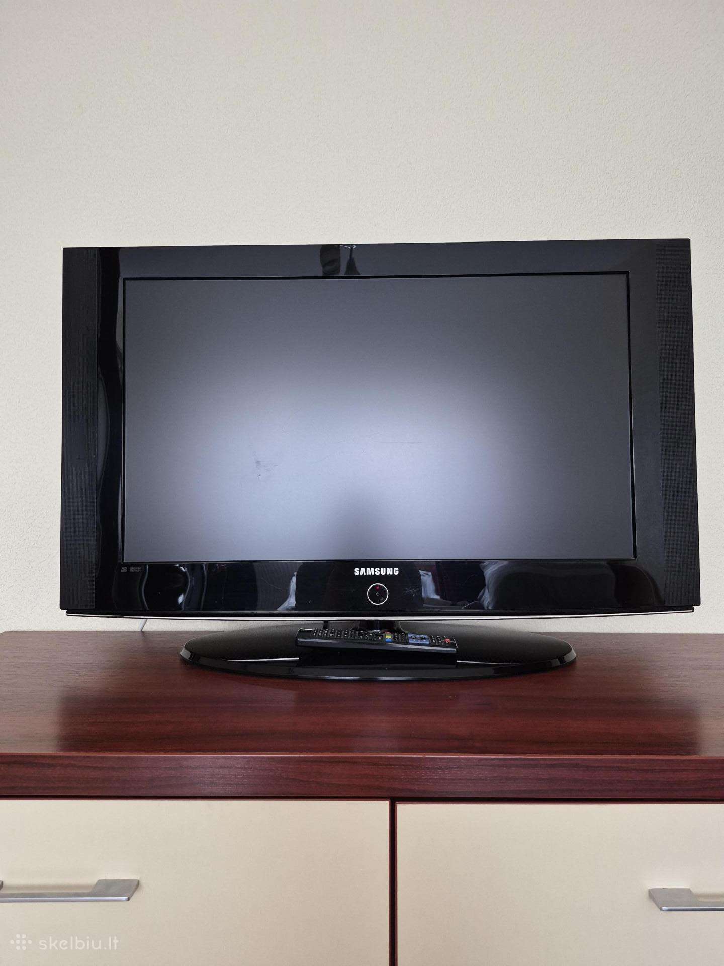TV Samsung 32" (81 cm) Le32s81bx su pulteliu