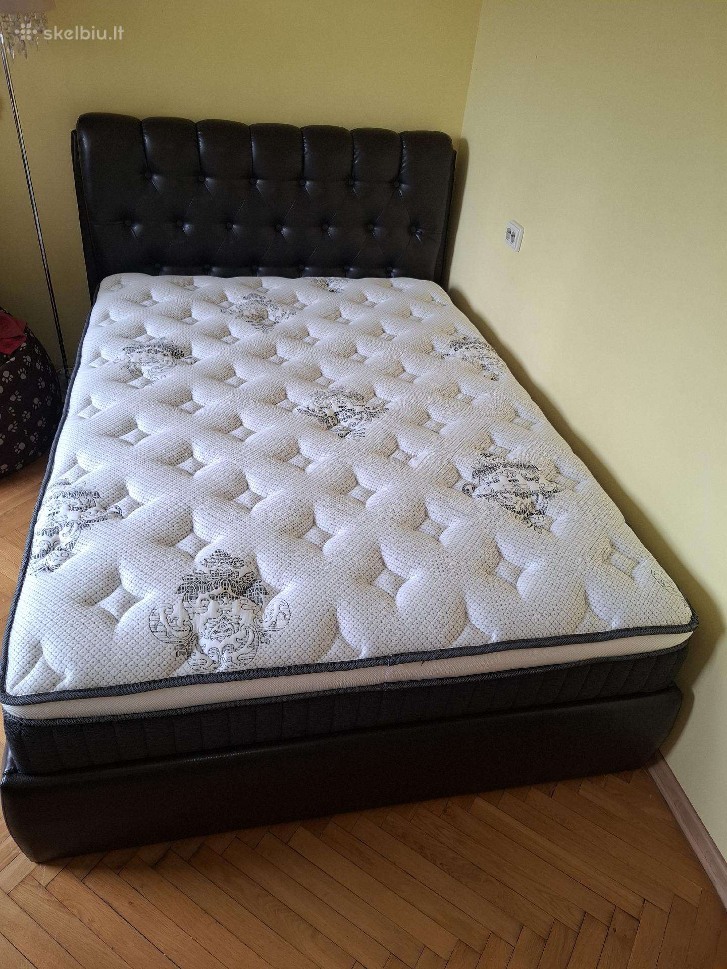 Miegamo lova