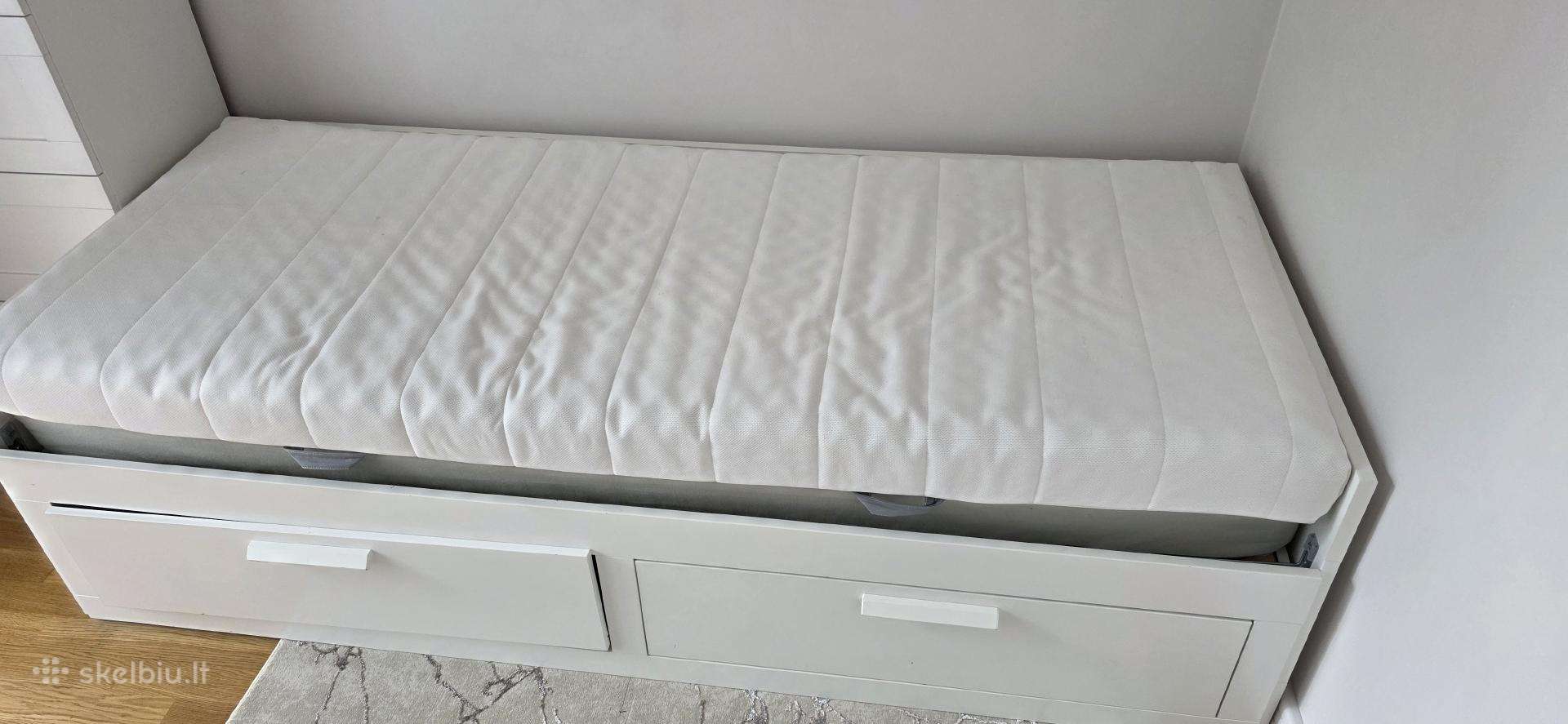 Ikea lova