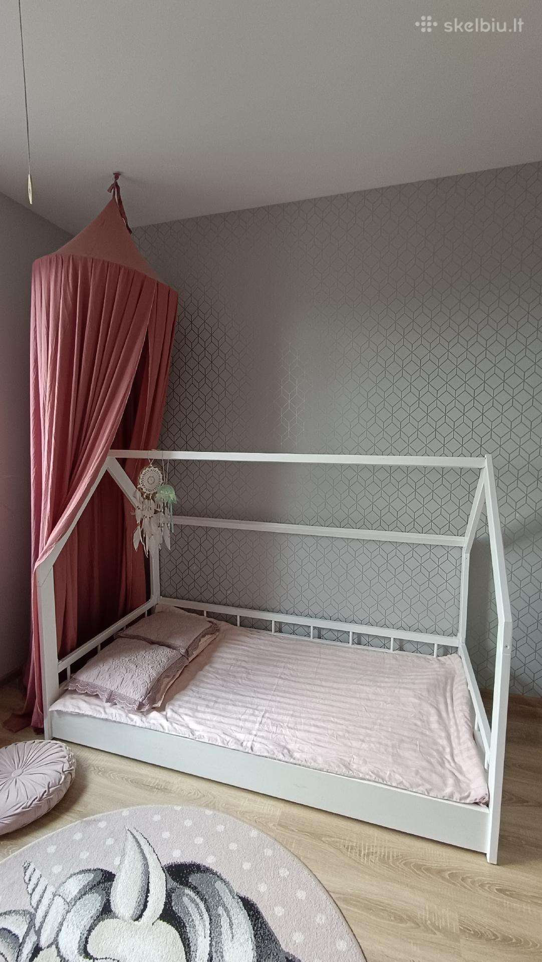 Išskirtinė lova - namelis