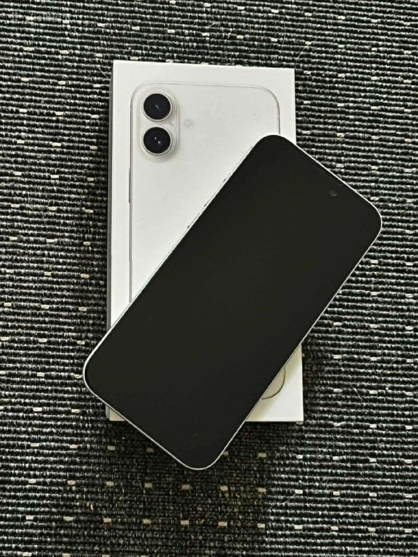 iPhone 16 plus 256gb su garantiniu