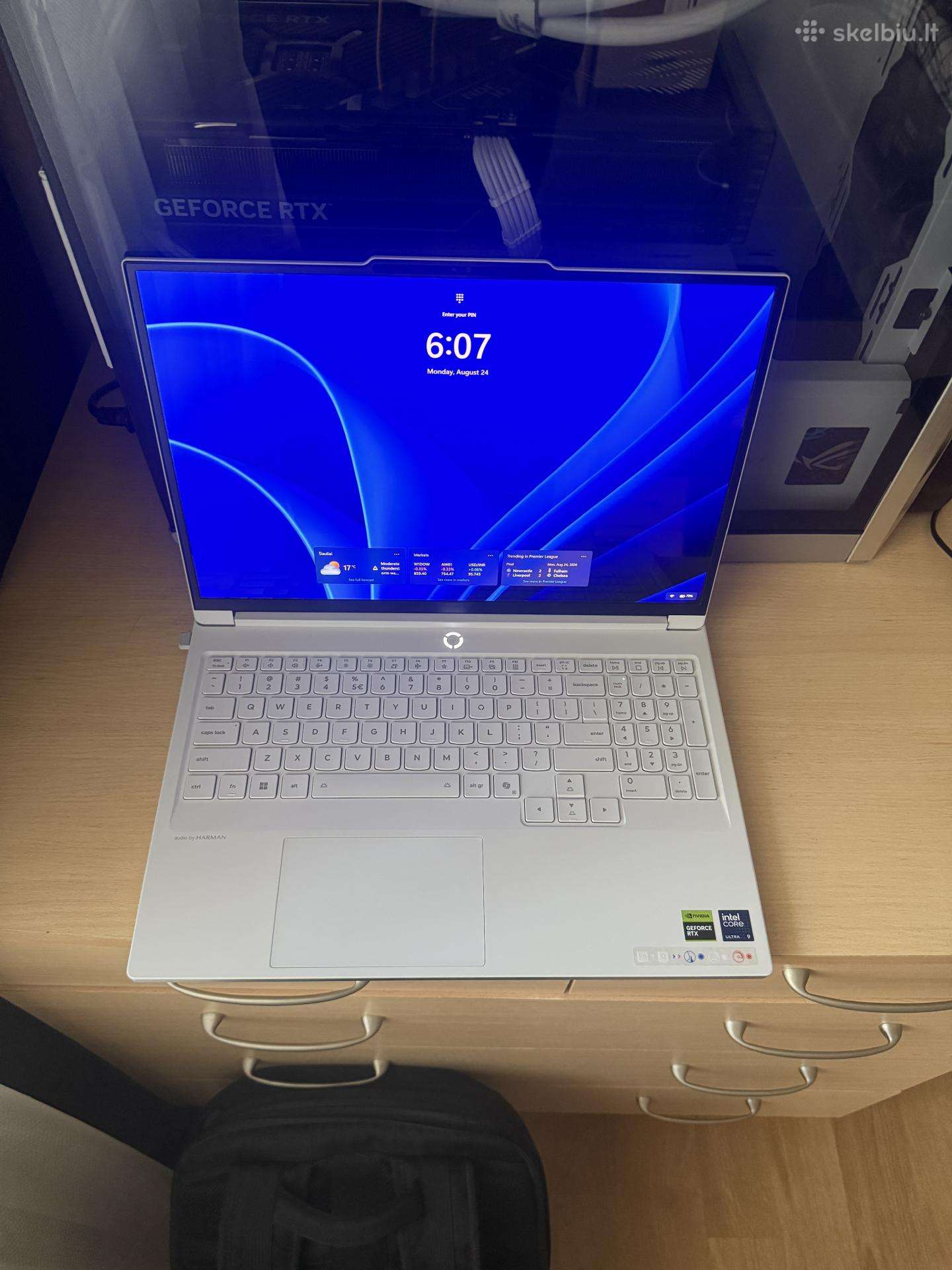 Lenovo Legion 7 16iax10 U9 275hx 16i 5070