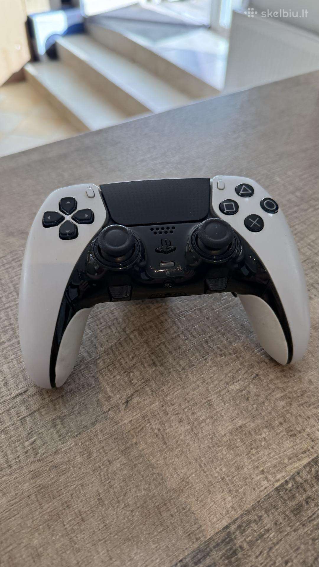 Sony Ps5 edge pultelia