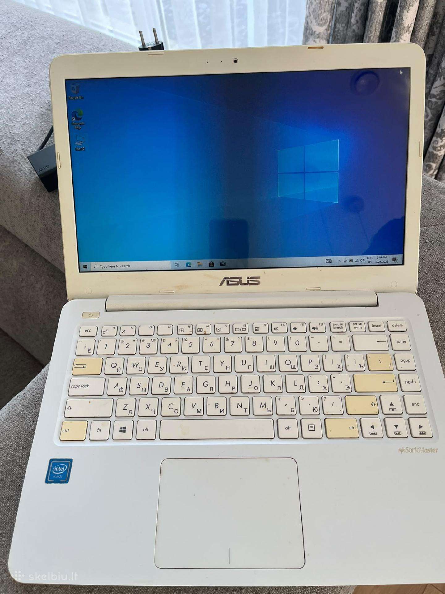 Asus E402s Nešiojamas kompiuteris