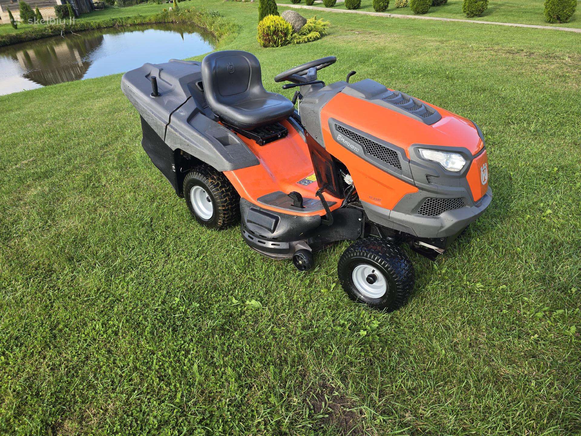 Sodo traktoriukas Husgvarna Tc 238t
