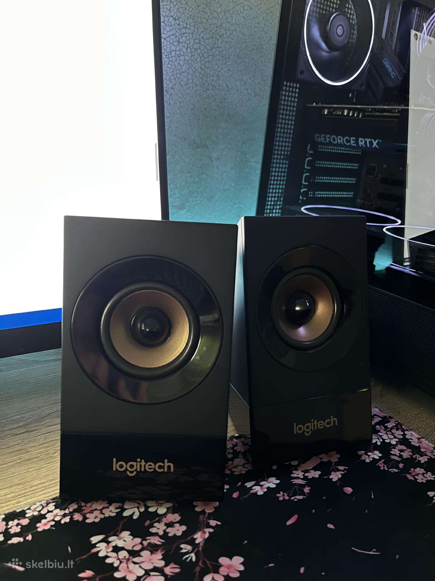 Logitech z533