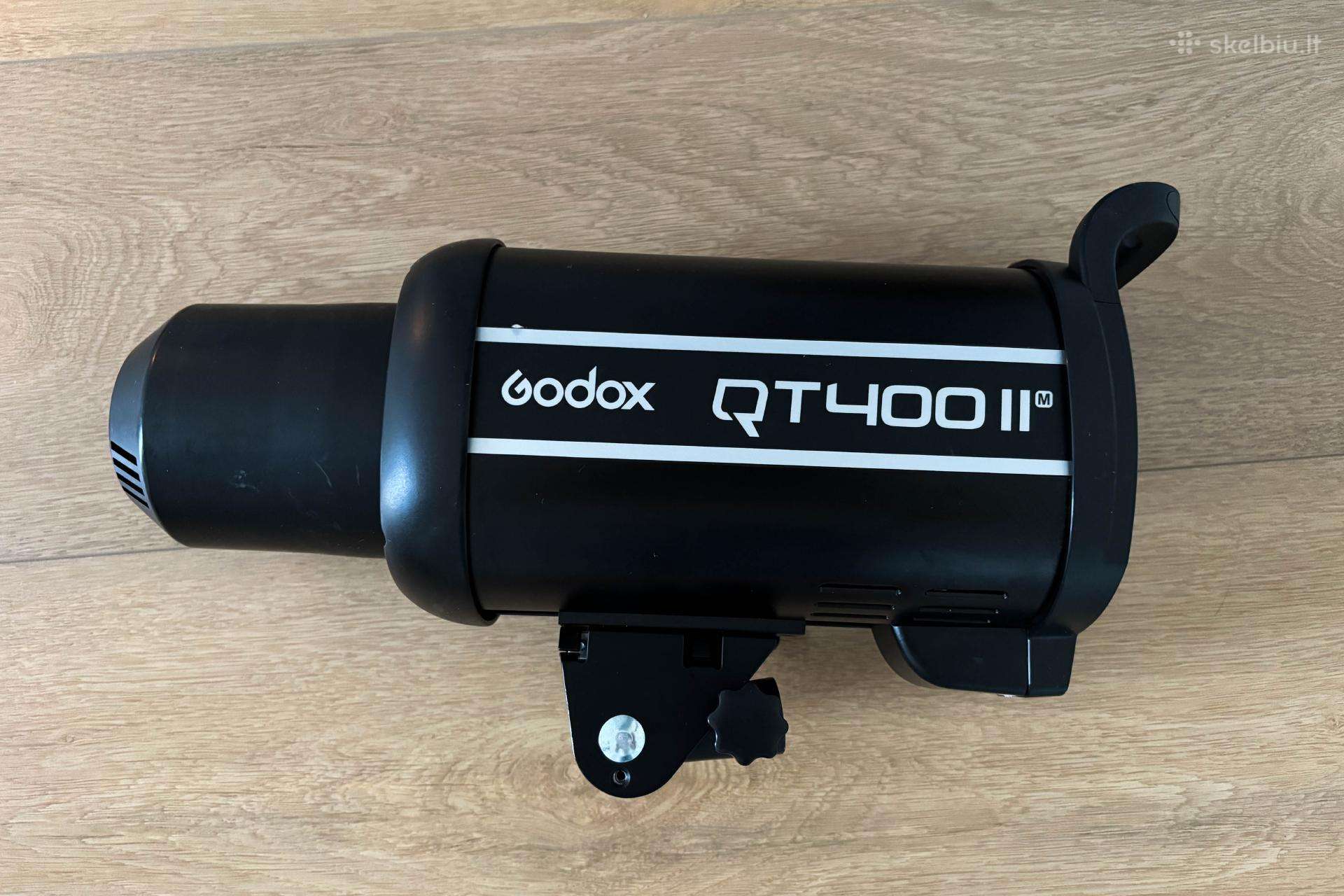 Godox Qt400m II ir Godox Sk300