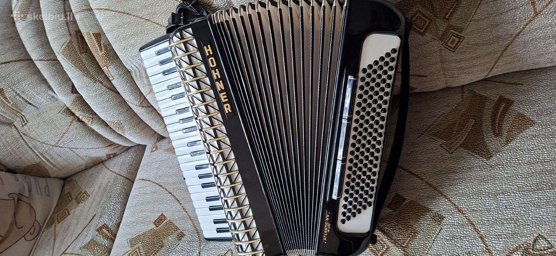 Profesionalus Akordeonas Hohner Atlantic