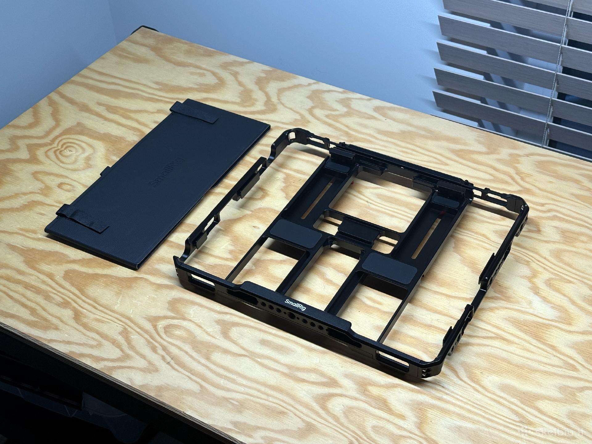Smallrig 5059 Universal Tablet Cage