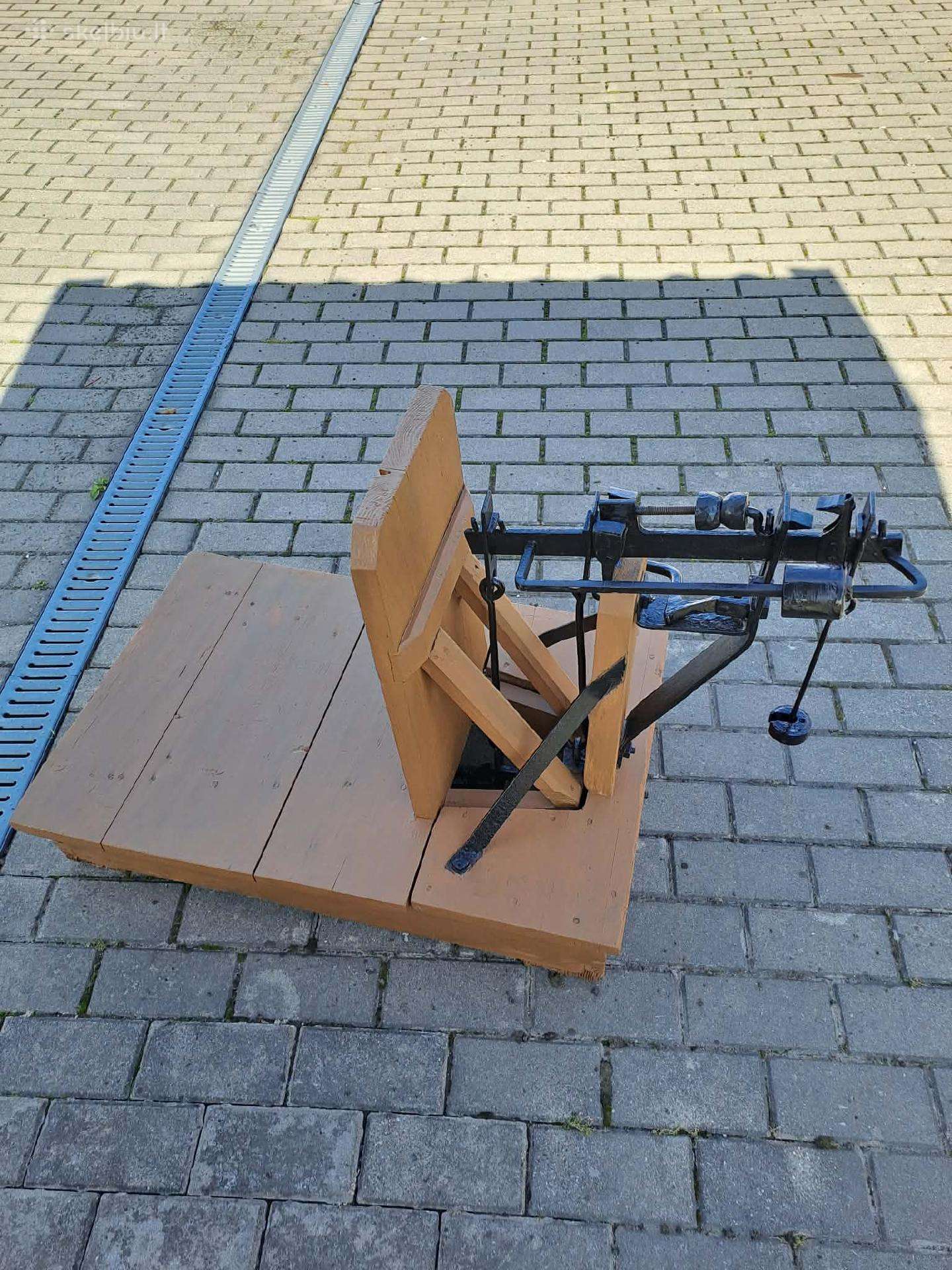 Antikvariniai svarsčiai