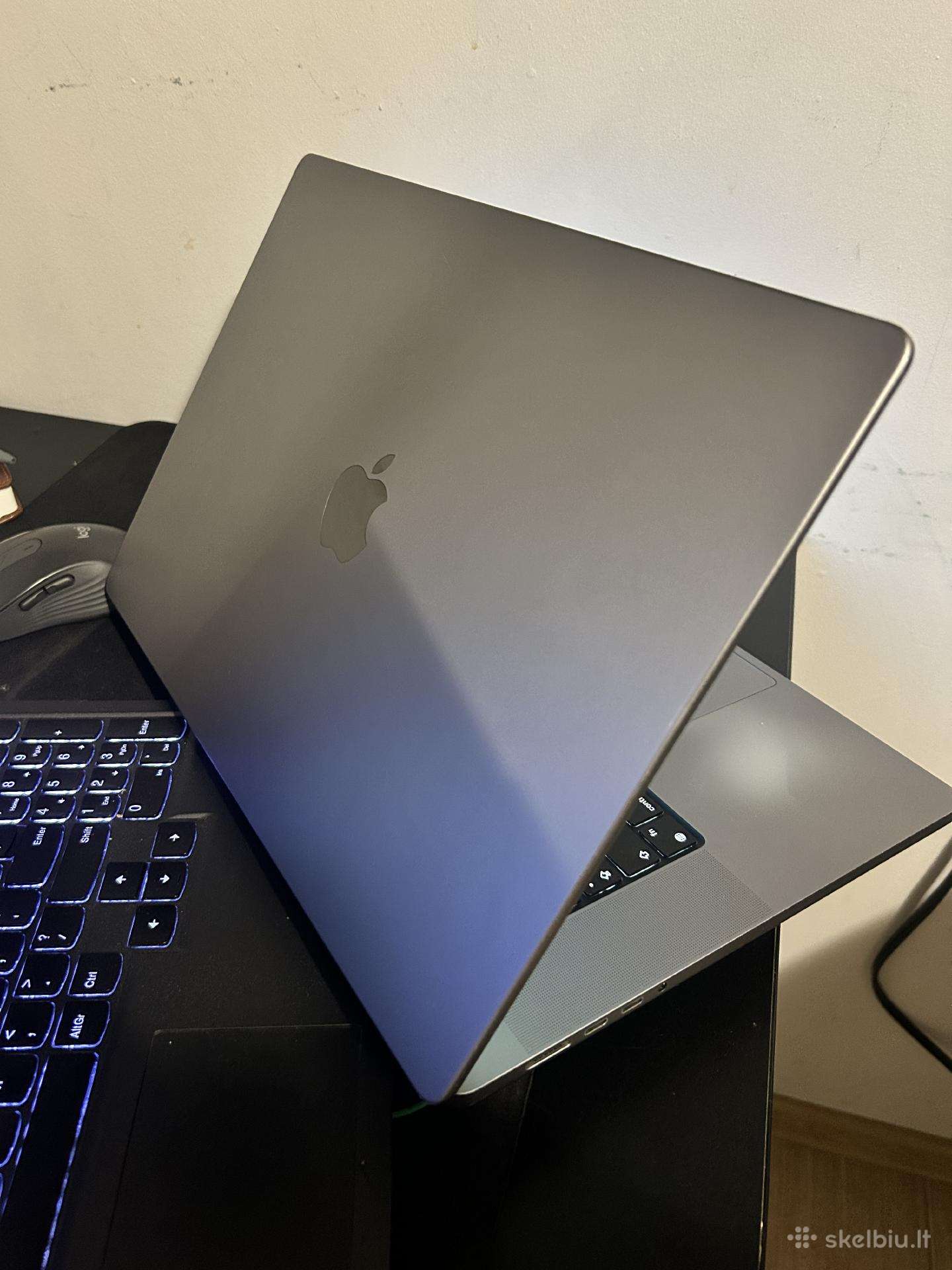 M1 Pro 16 coliu 2021
