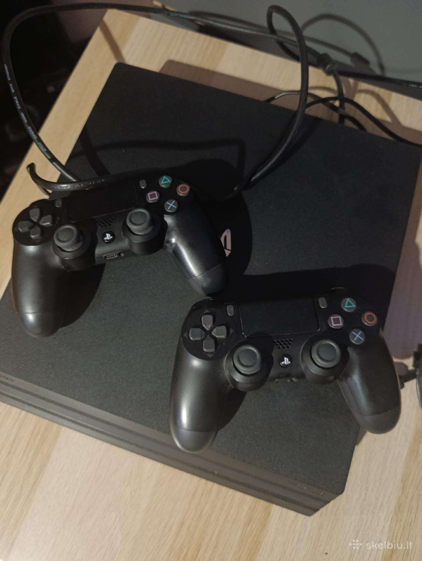 Playstation 4 Pro konsolė (1tb)
