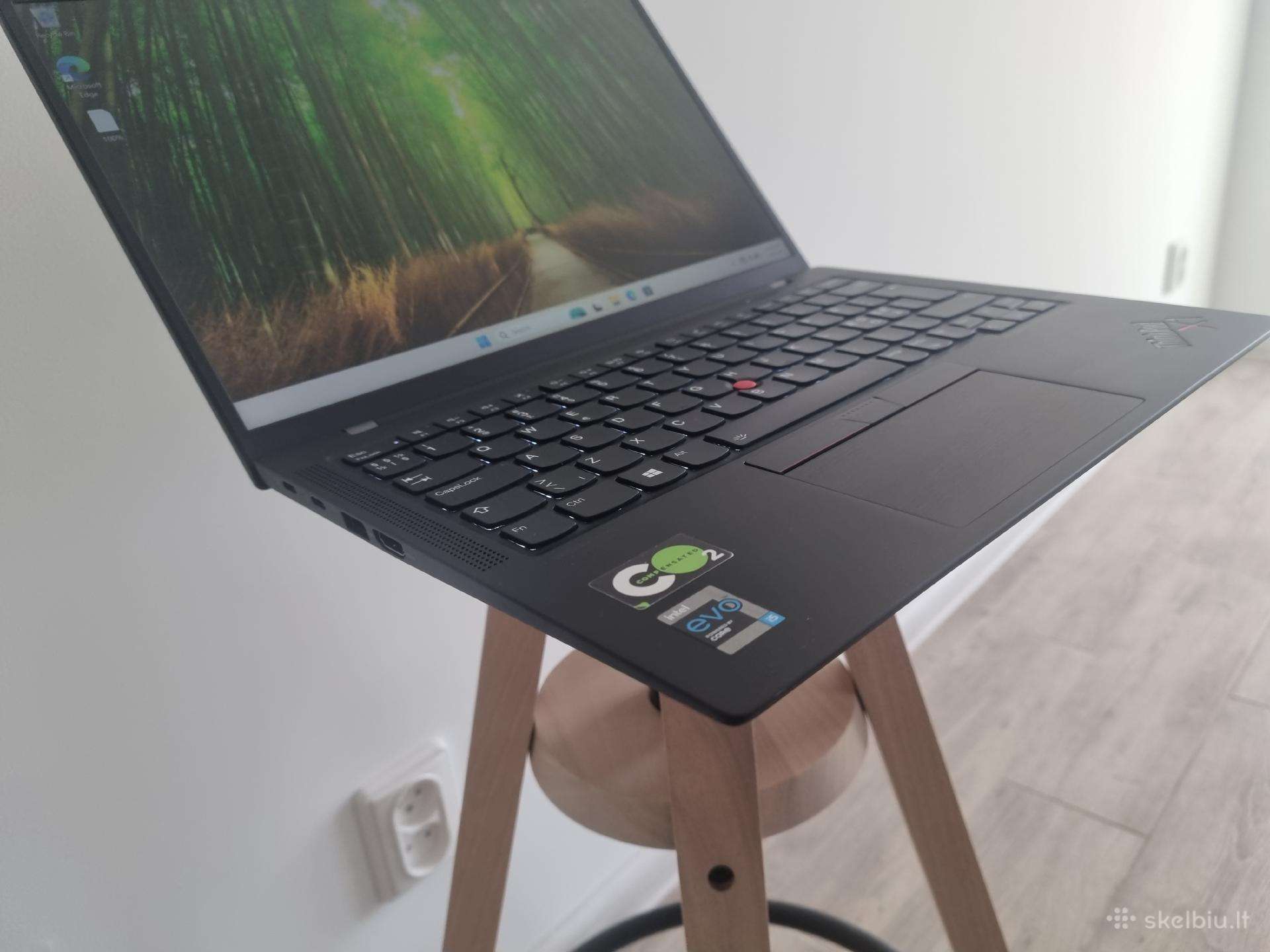 Lenovo Thinkpad X1 Carbon 9th
