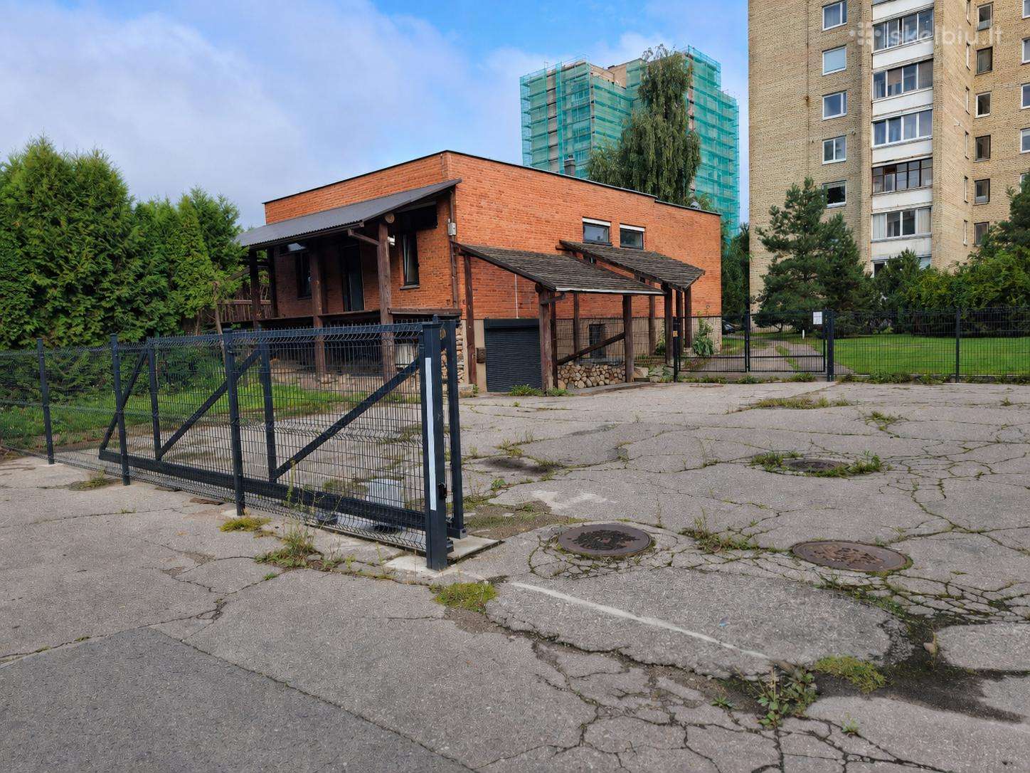 220 m² patalpos