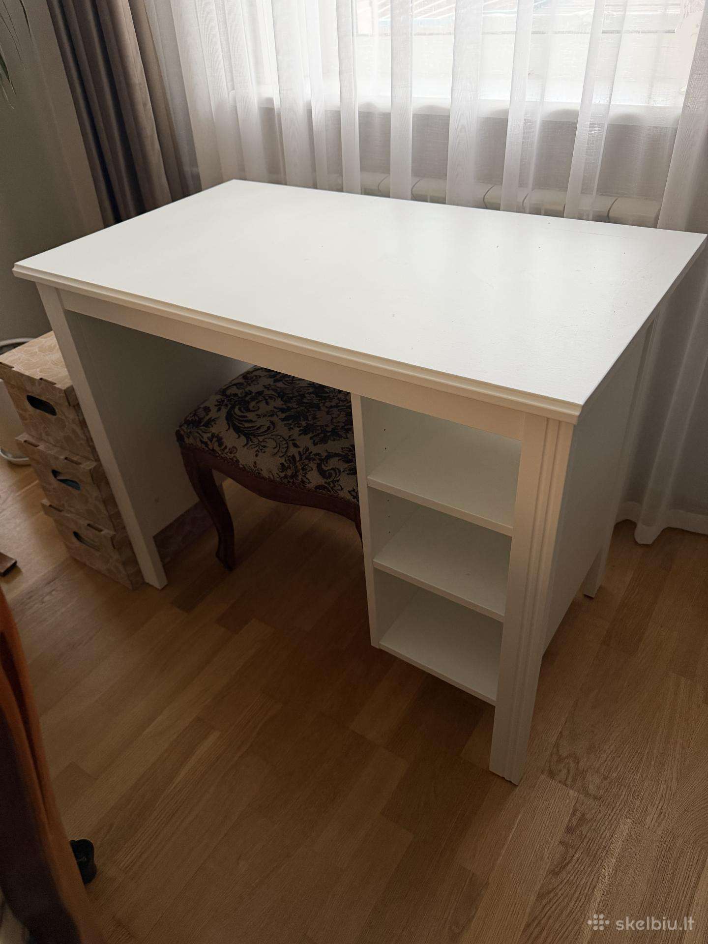 Ikea rašomasis stalas