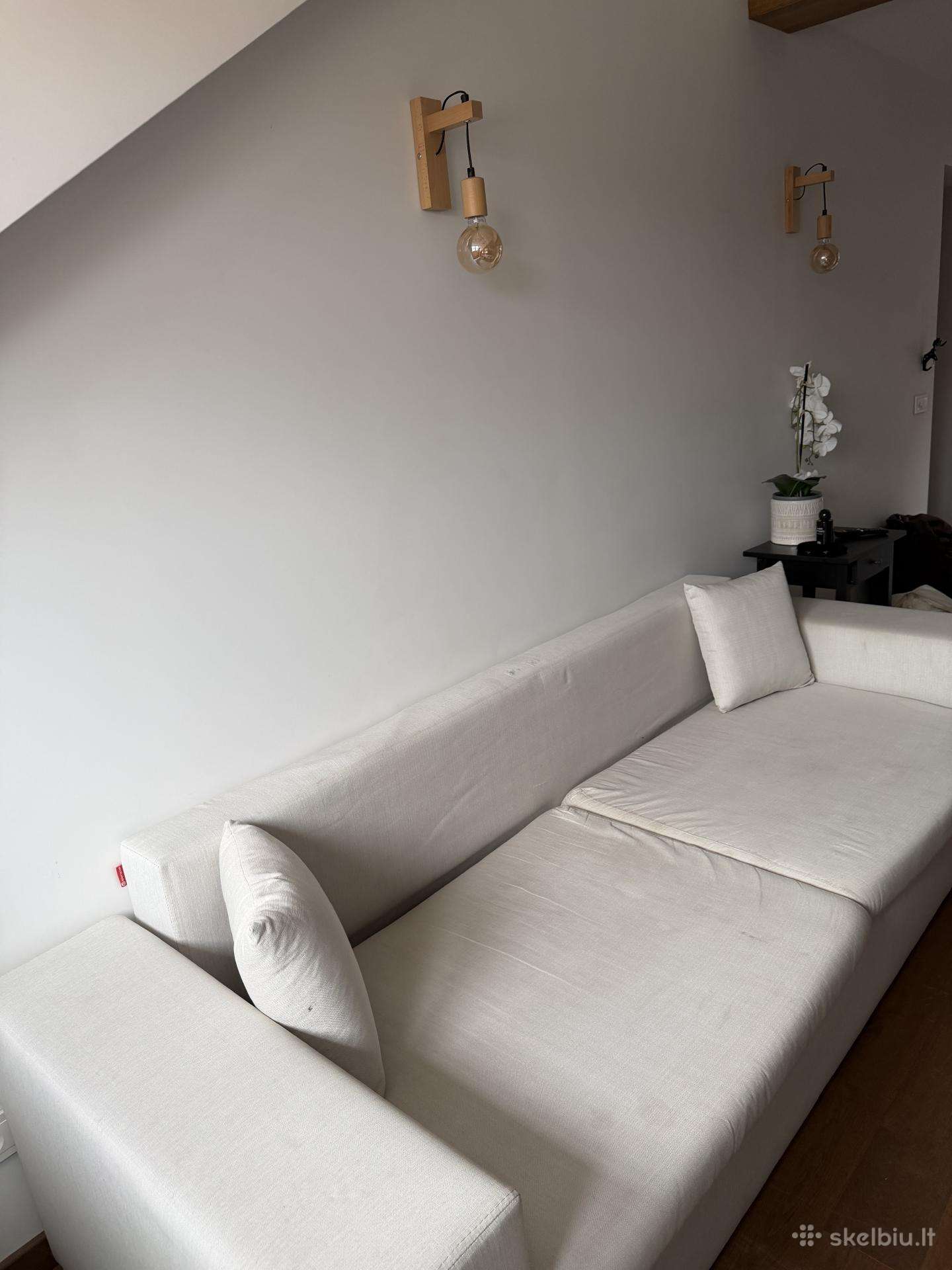 Balta Sofa Lova