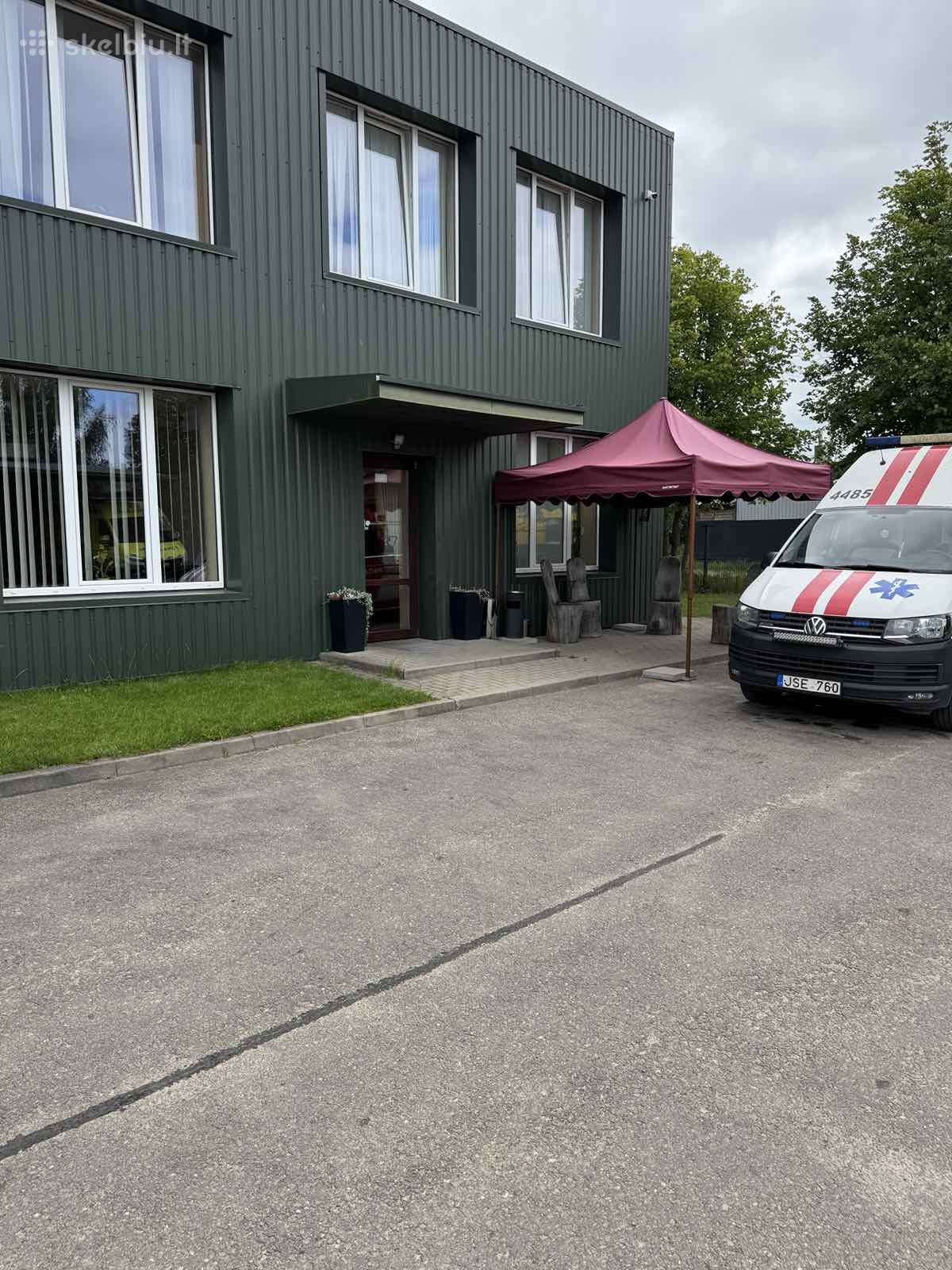 Nuomojamos 100 m² Patalpos Telšiuose – 350 €/mėn.
