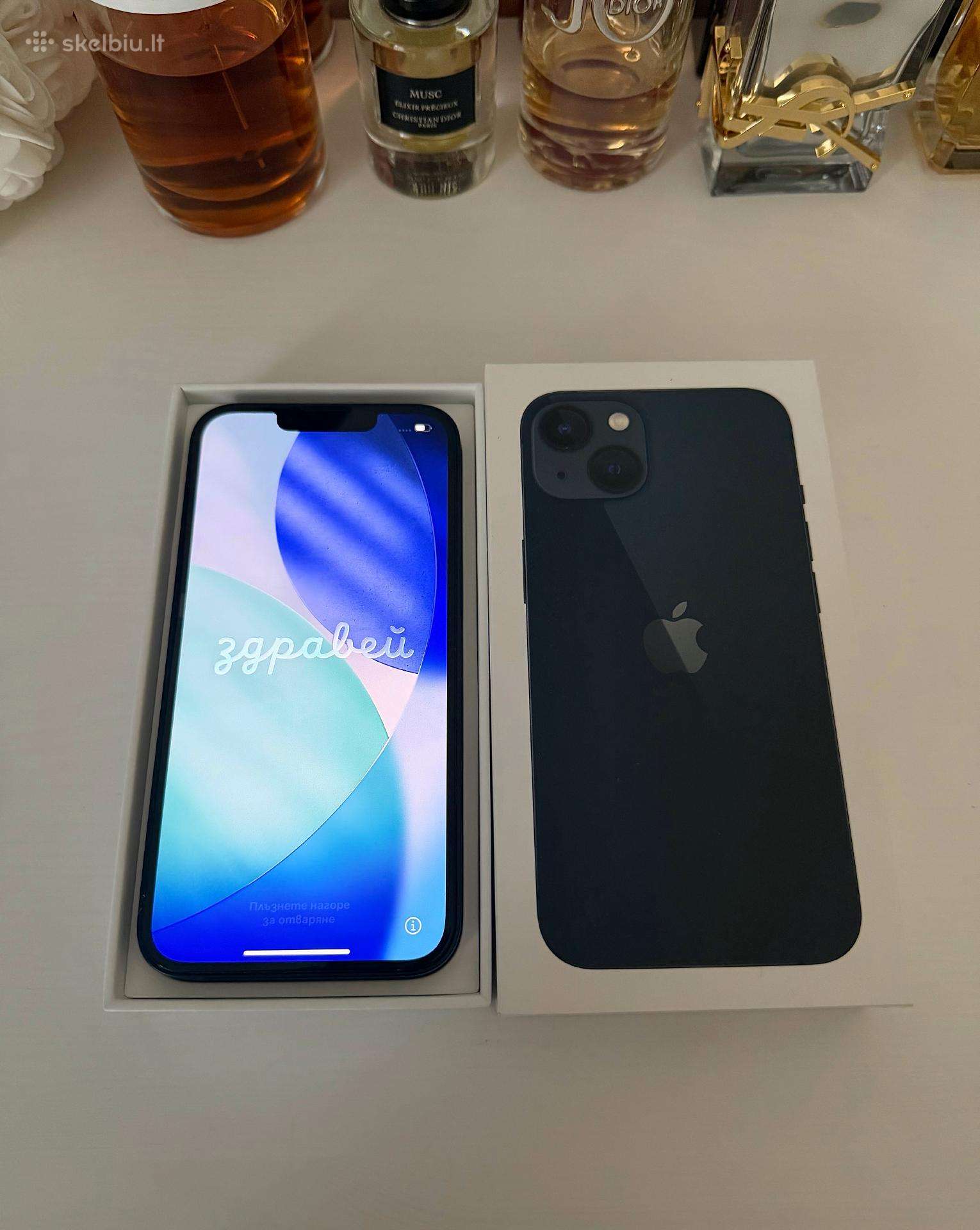 iPhone 13
