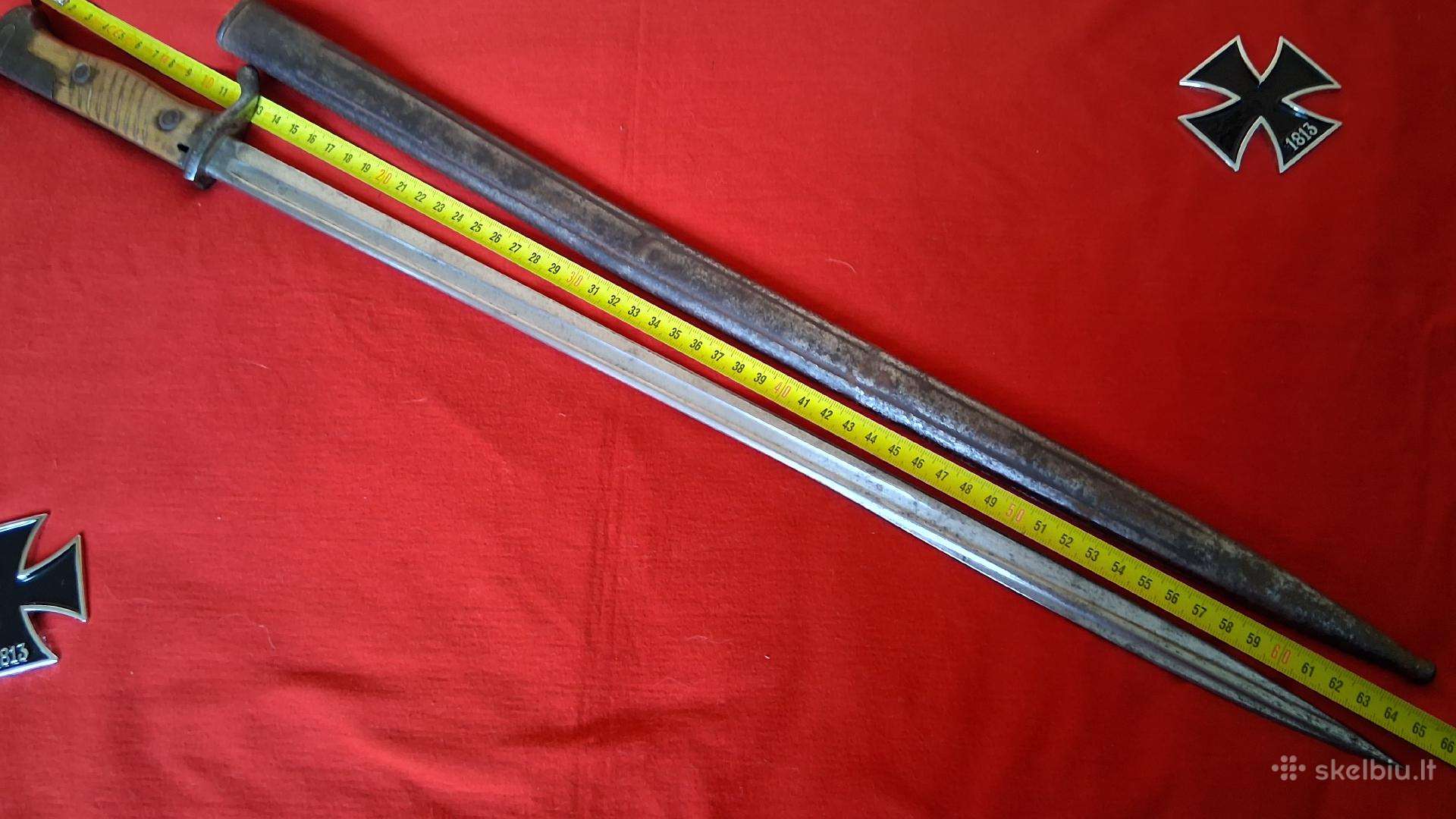 G98. W05 . Metalinė makštis .