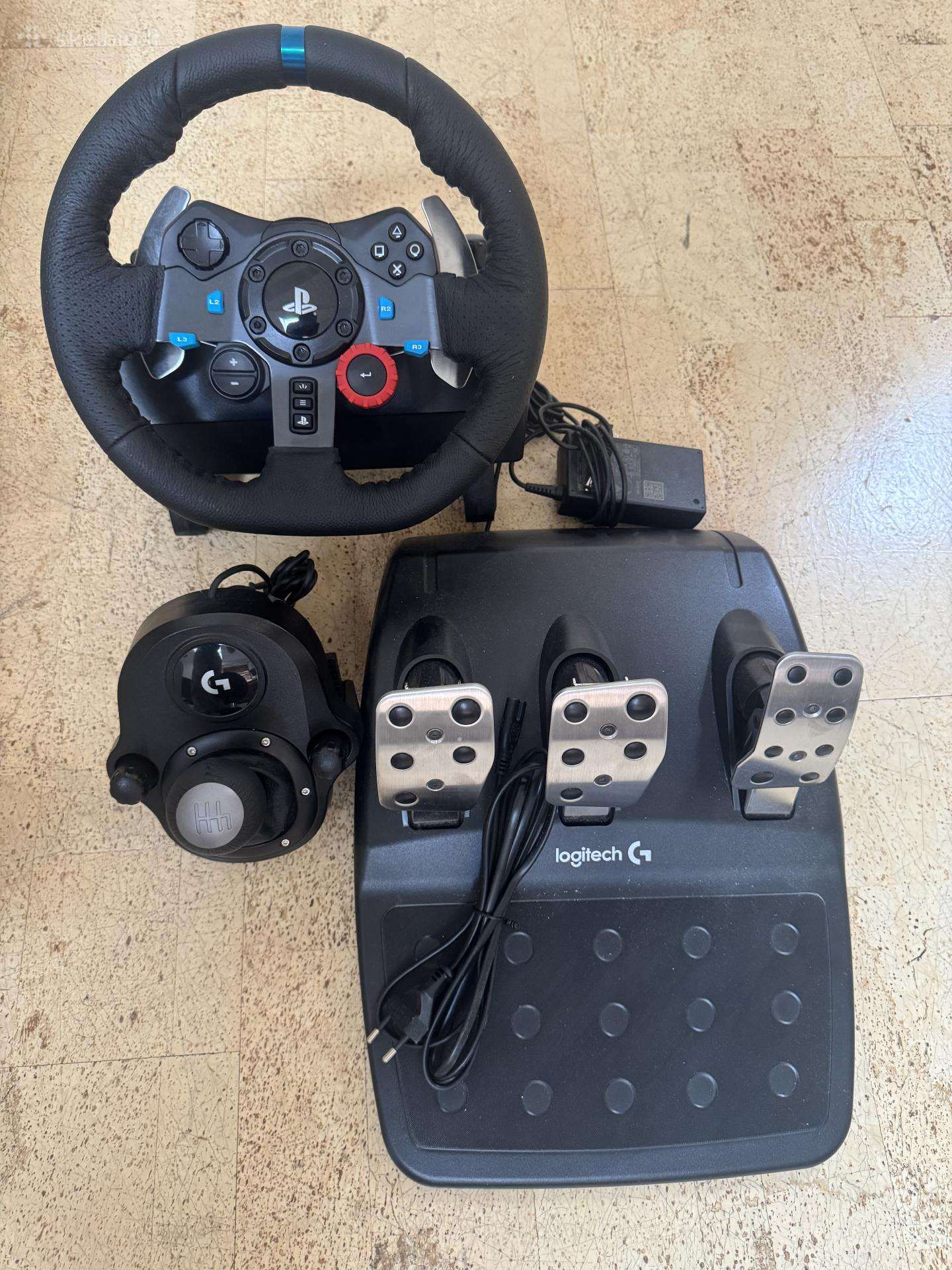 Logitech G29 + Driving Force Shifter (ps5/ps4/pc)