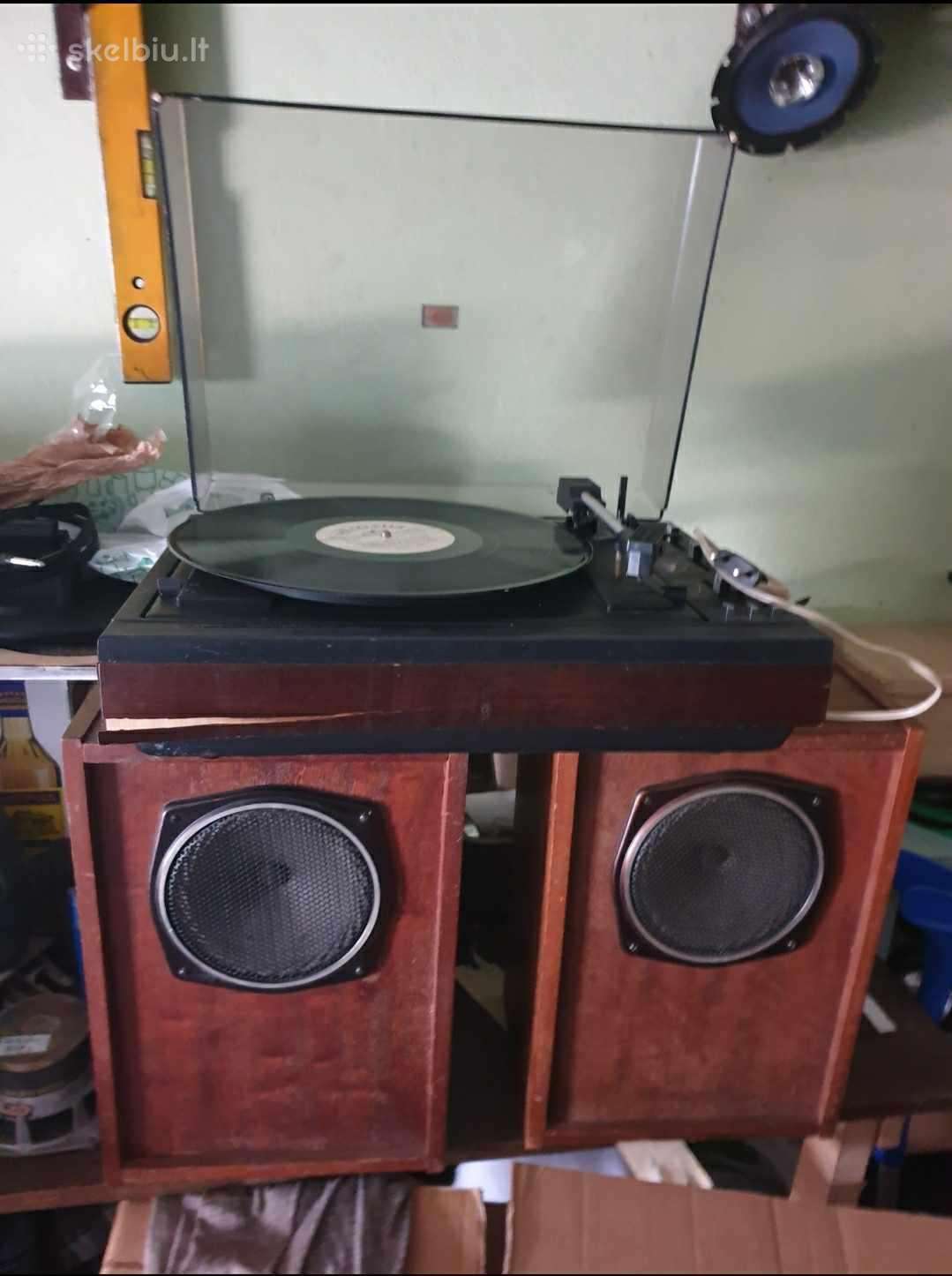 Radiotehnika 301 patefonas su kolonėlėm
