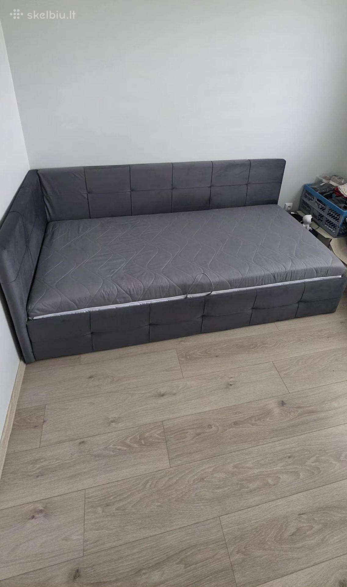 Viengulė lova Boss su patalinės dėže ir čiužiniu