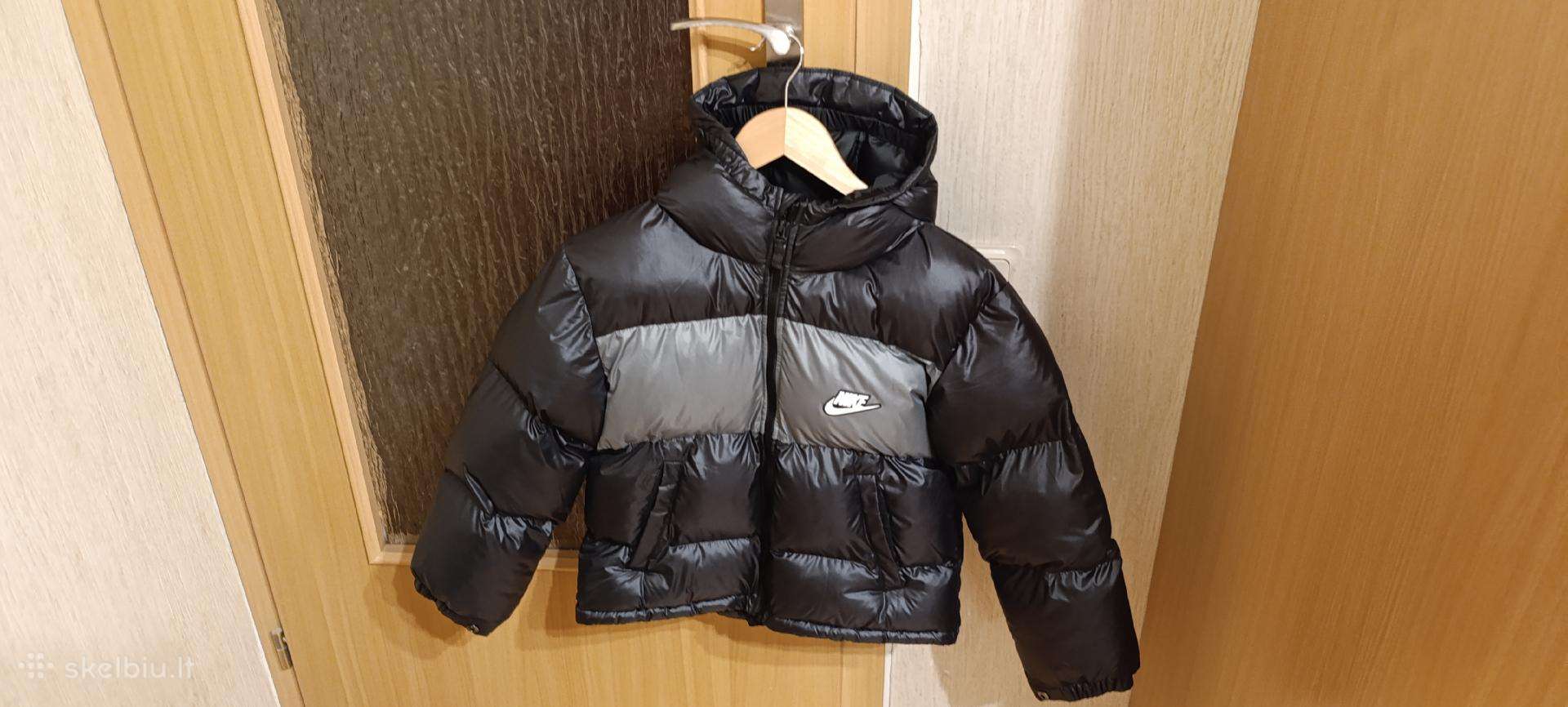 Nike vaikiška striukė 8-10 metų berniukui