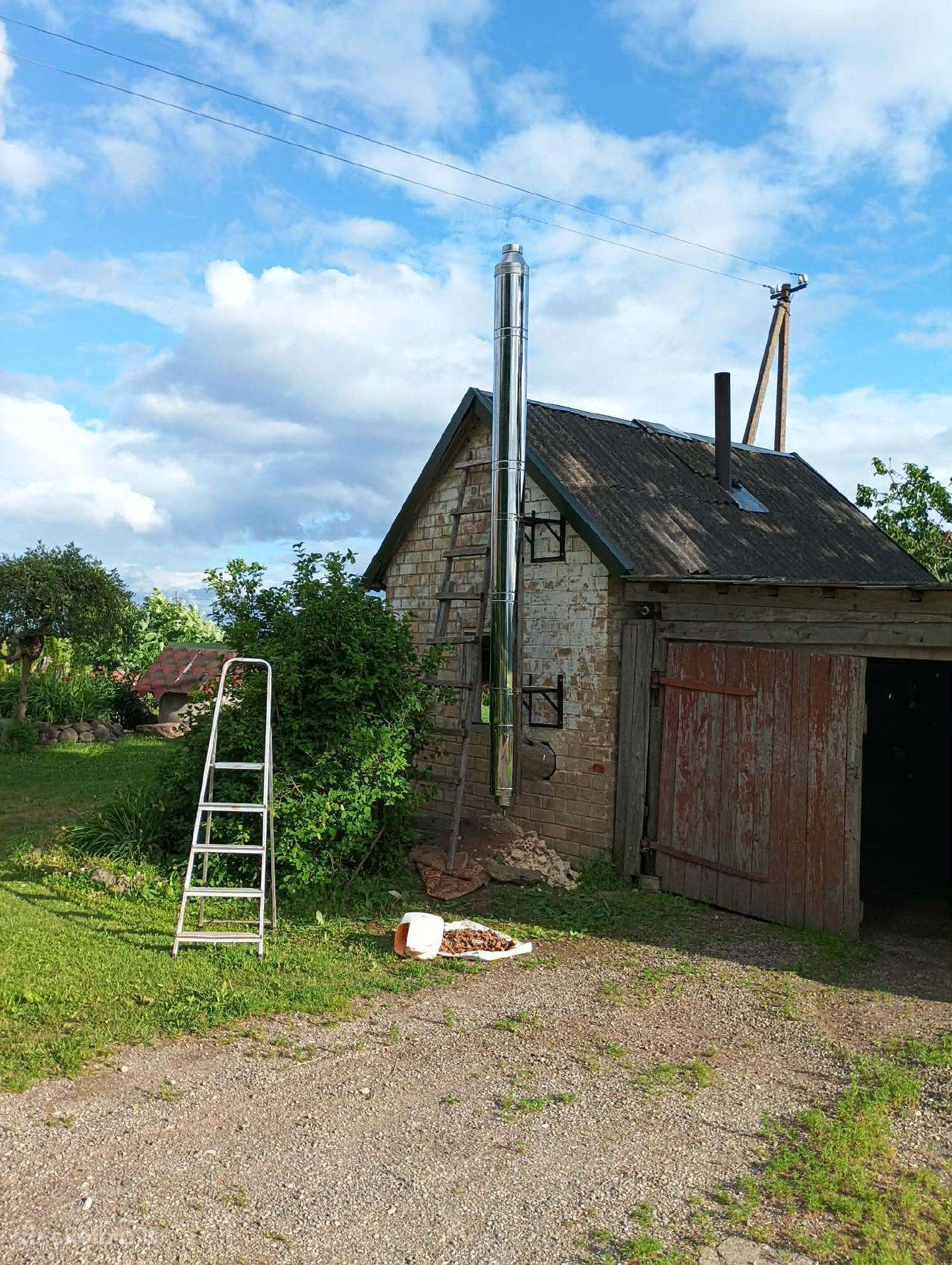 Pristatomi kaminai